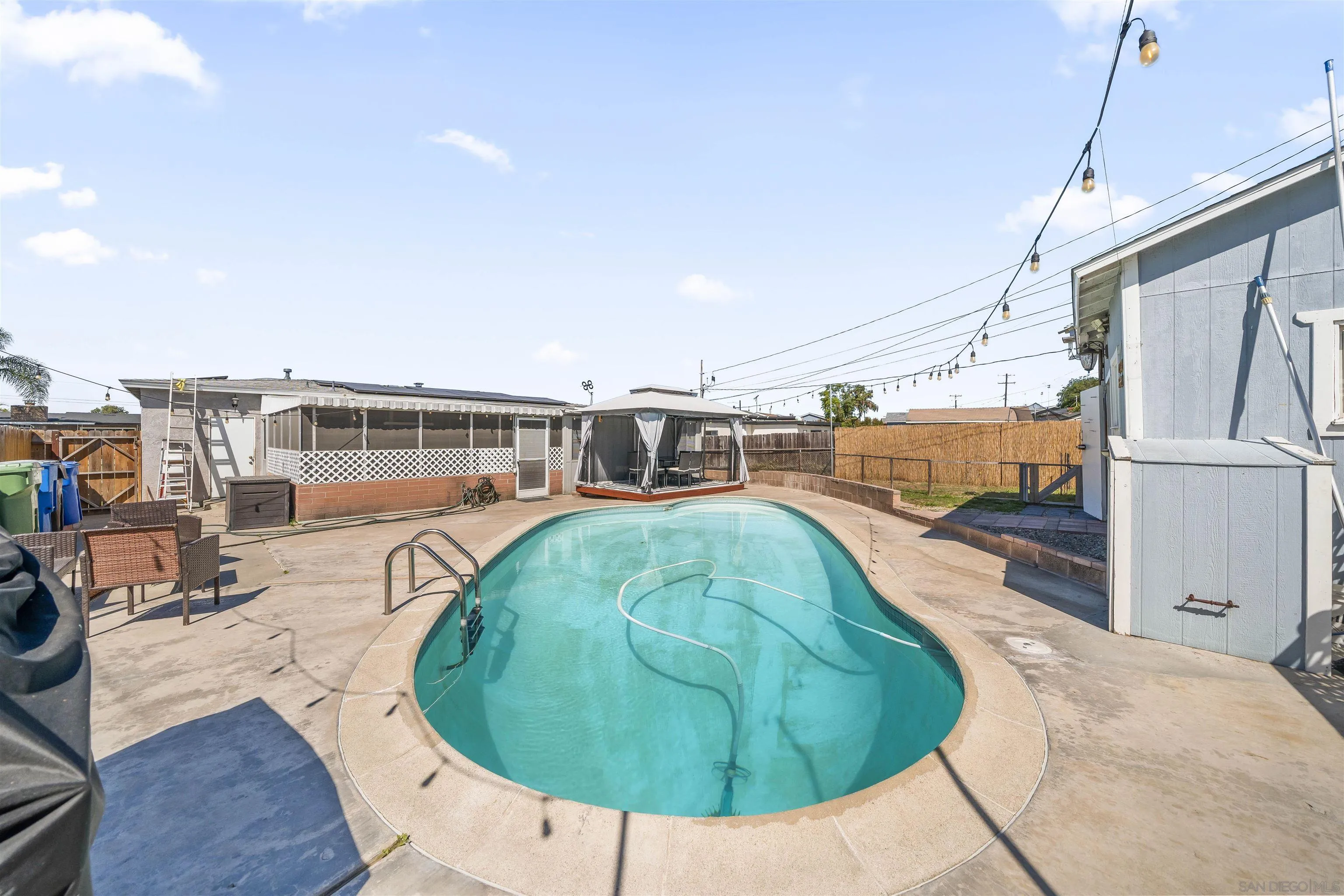 https://cdn.realtyfeed.com/cdn/127/260006179/4220d5676c7abdaed196b8b42f807875.webp