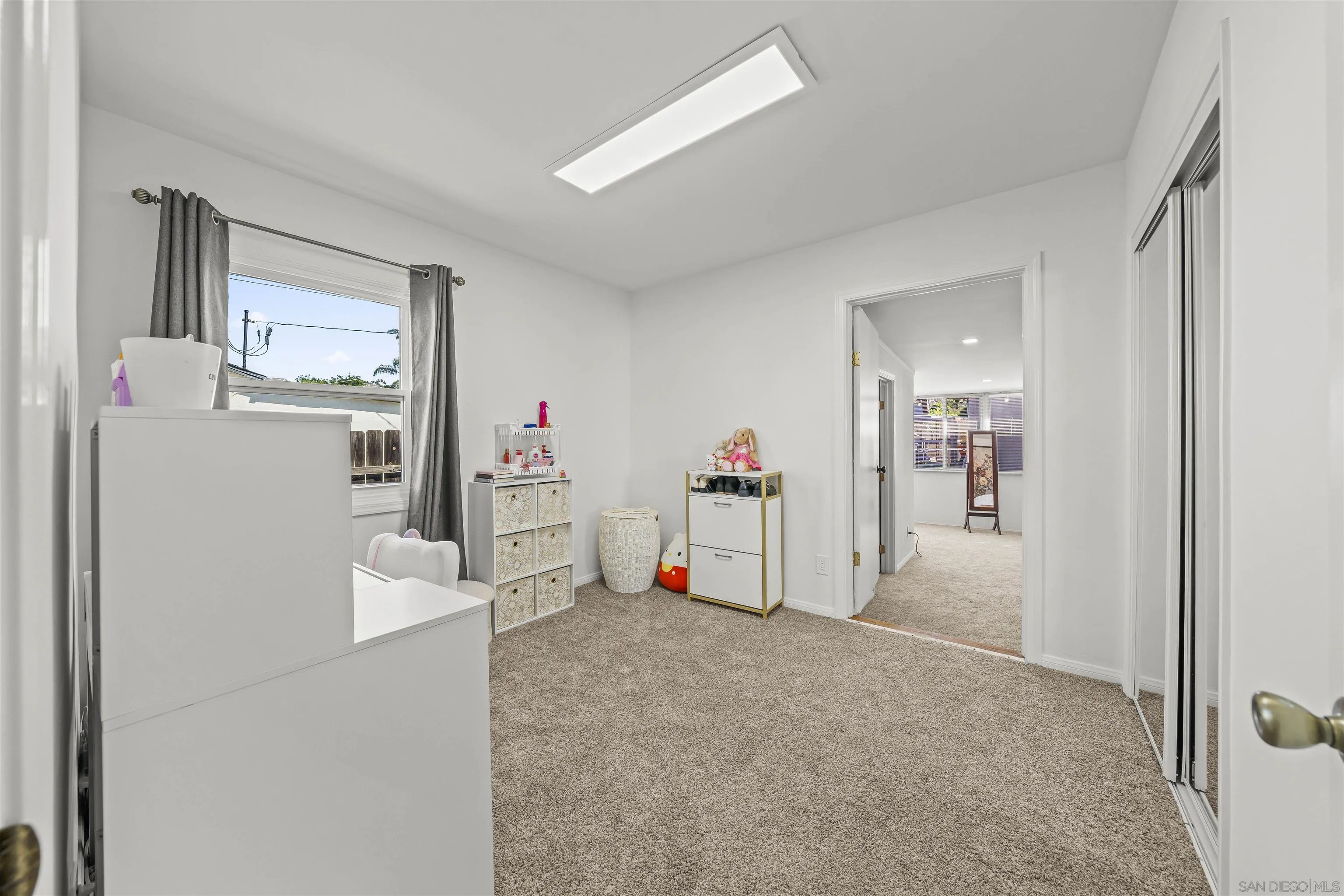 https://cdn.realtyfeed.com/cdn/127/260006179/9782334a041cbfa22a1ab2940787680b.webp