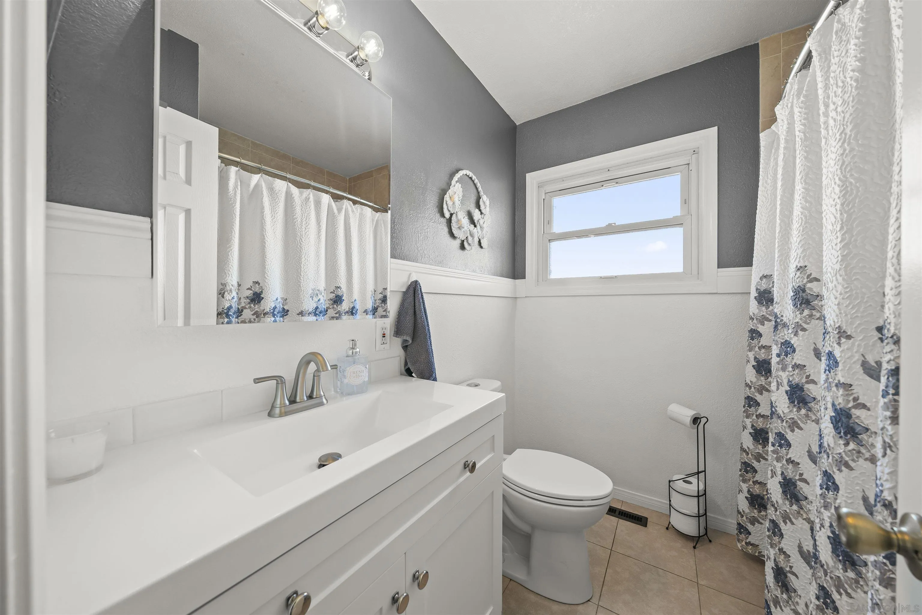 https://cdn.realtyfeed.com/cdn/127/260006179/c233ab856bbfccfcdcc32532a9d81124.webp