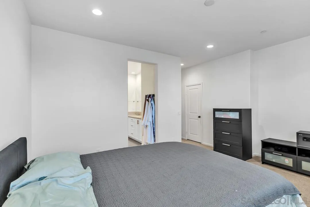 Photo #11: 260006185 Listing: Photo #11