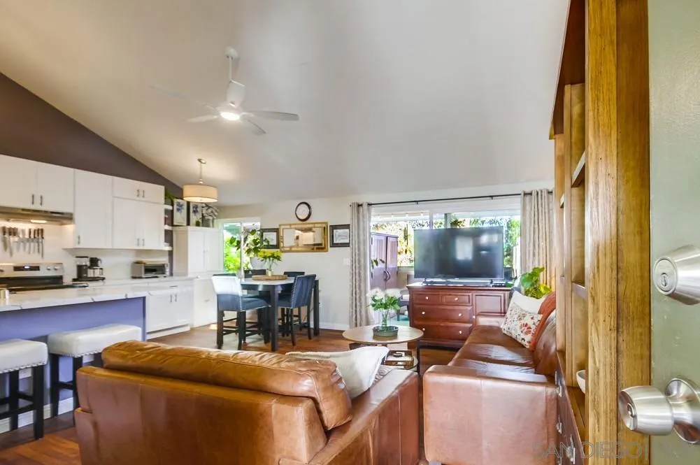 Photo #18: 260006194 Listing: Photo #18