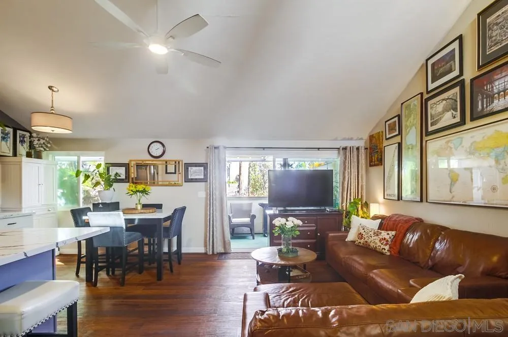 Photo #6: 260006194 Listing: Photo #6