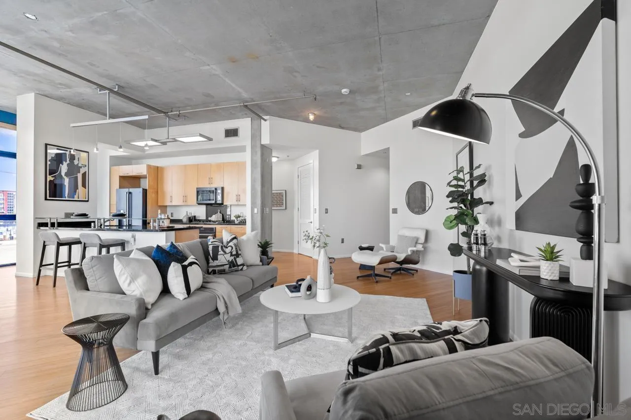 Photo #2: 260006195 Listing: Photo #2