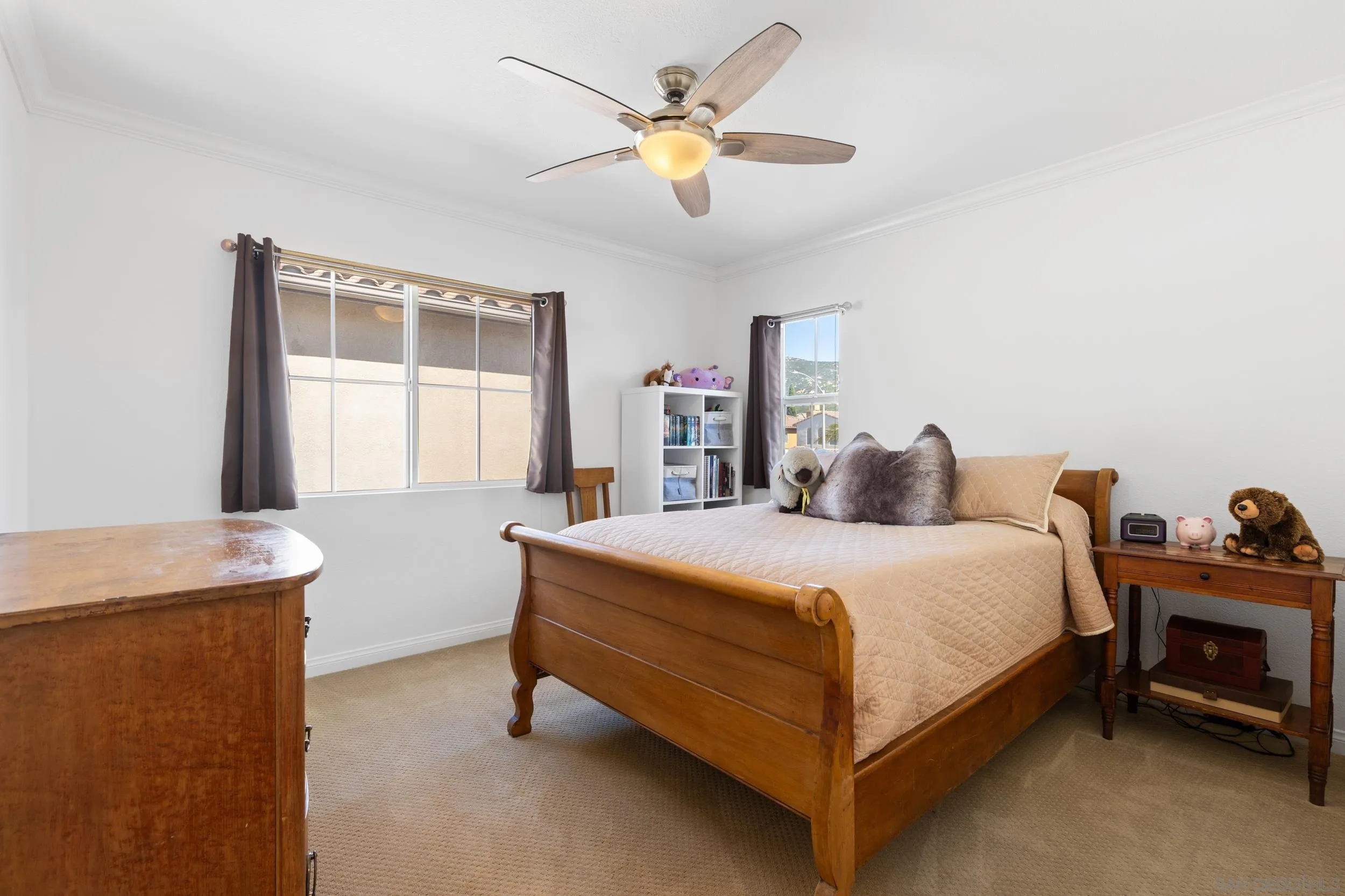 https://cdn.realtyfeed.com/cdn/127/260006204/2f07a0785393c7ec2999fe19b5c9f48d.webp
