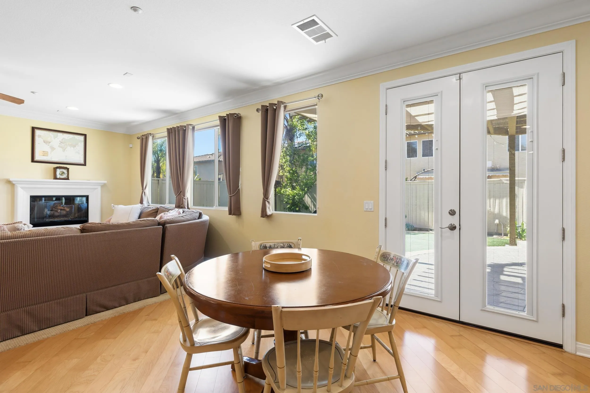 https://cdn.realtyfeed.com/cdn/127/260006204/5c11dd62c549adb559ebf8daafbcfb53.webp