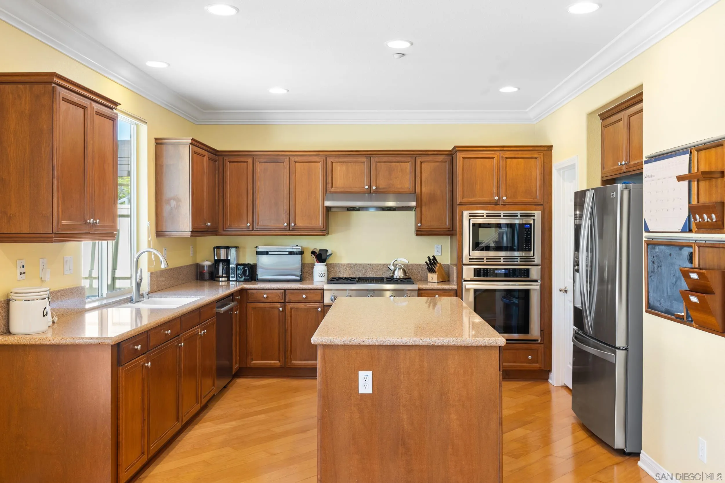 https://cdn.realtyfeed.com/cdn/127/260006204/6e4d13000b69c455bbda51ab09c5cc74.webp