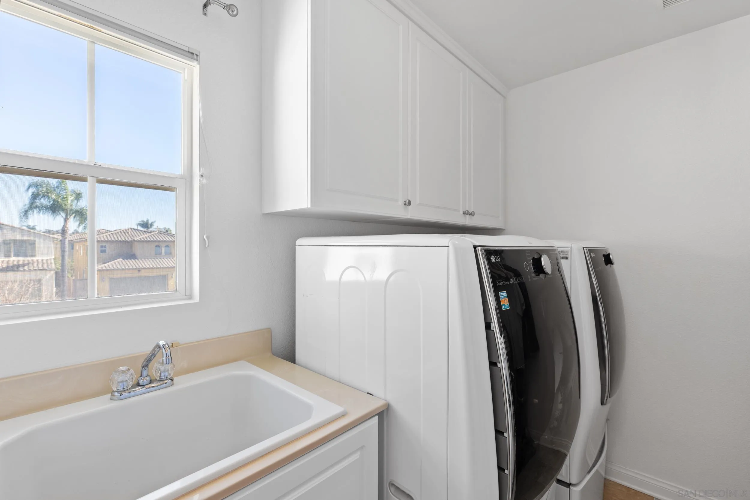 https://cdn.realtyfeed.com/cdn/127/260006204/7f9397fc69b92da93b0ade579cc94e34.webp