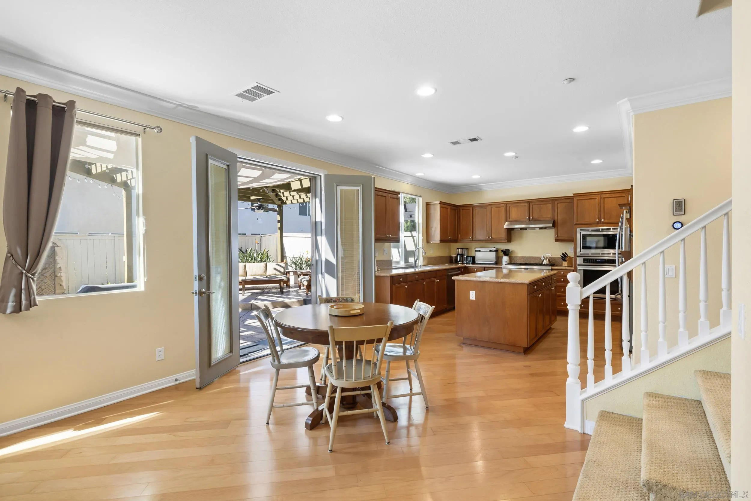 https://cdn.realtyfeed.com/cdn/127/260006204/8eb9fd4bd66d03b2c162c0189c4f1c0f.webp