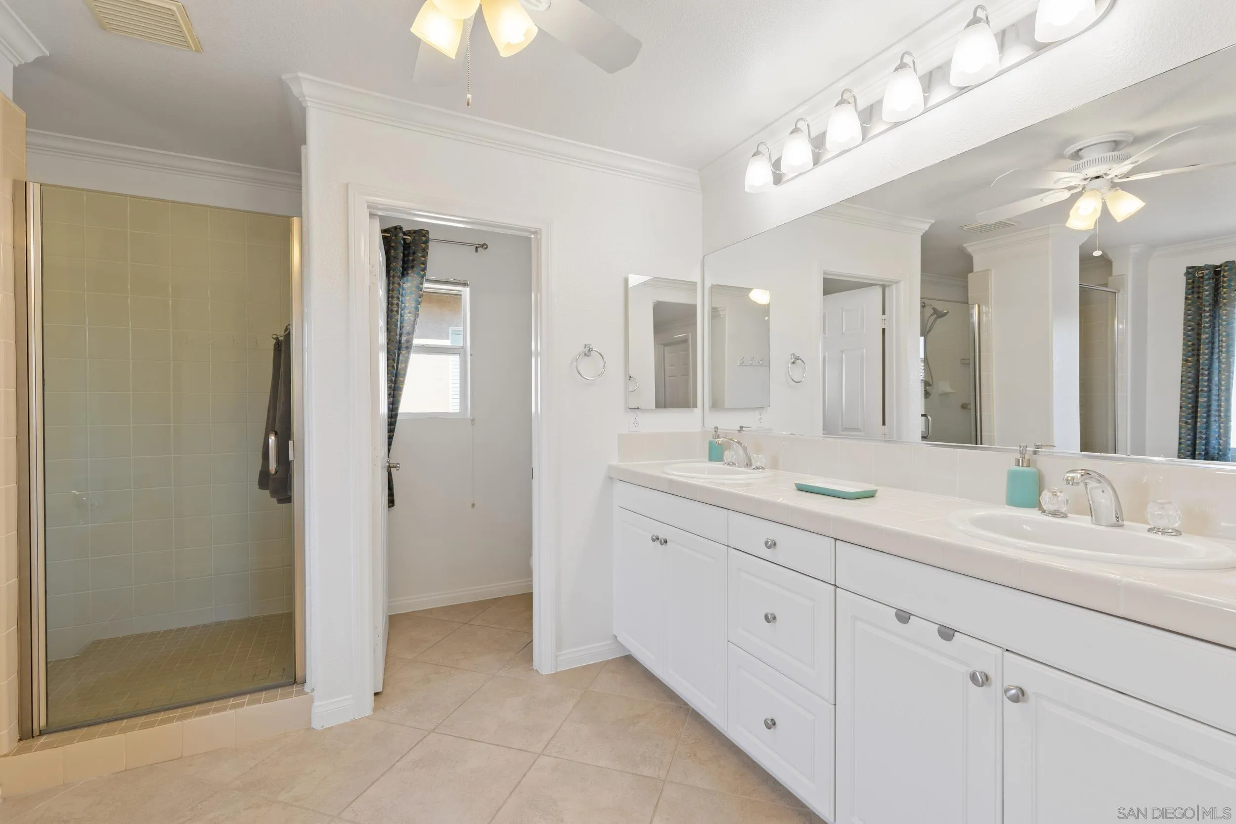 https://cdn.realtyfeed.com/cdn/127/260006204/b522d25e5941a96e9b835b568586a54a.webp