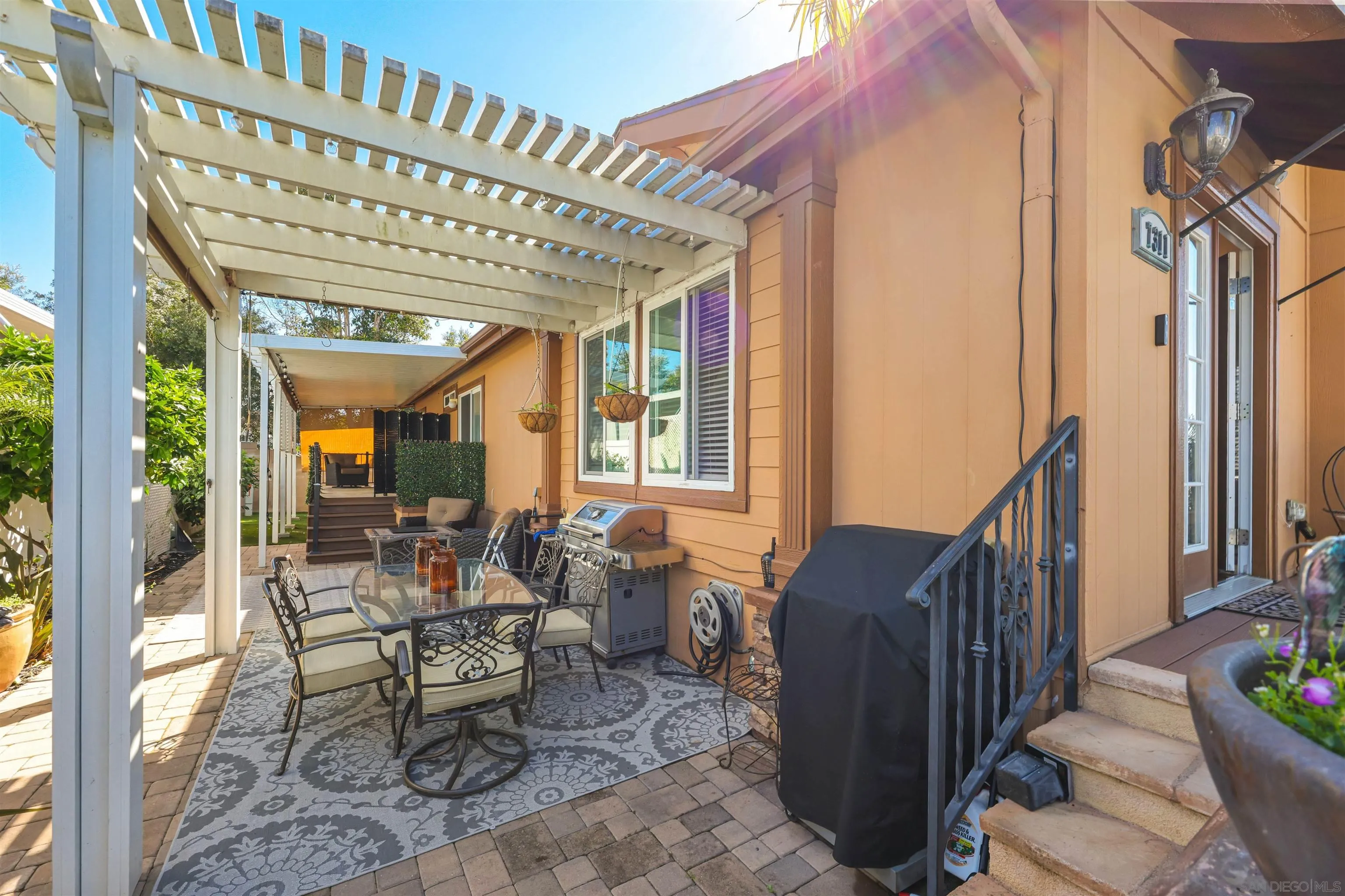 https://cdn.realtyfeed.com/cdn/127/260006208/3553dcac13a99e3b9e567299a9c35157.webp