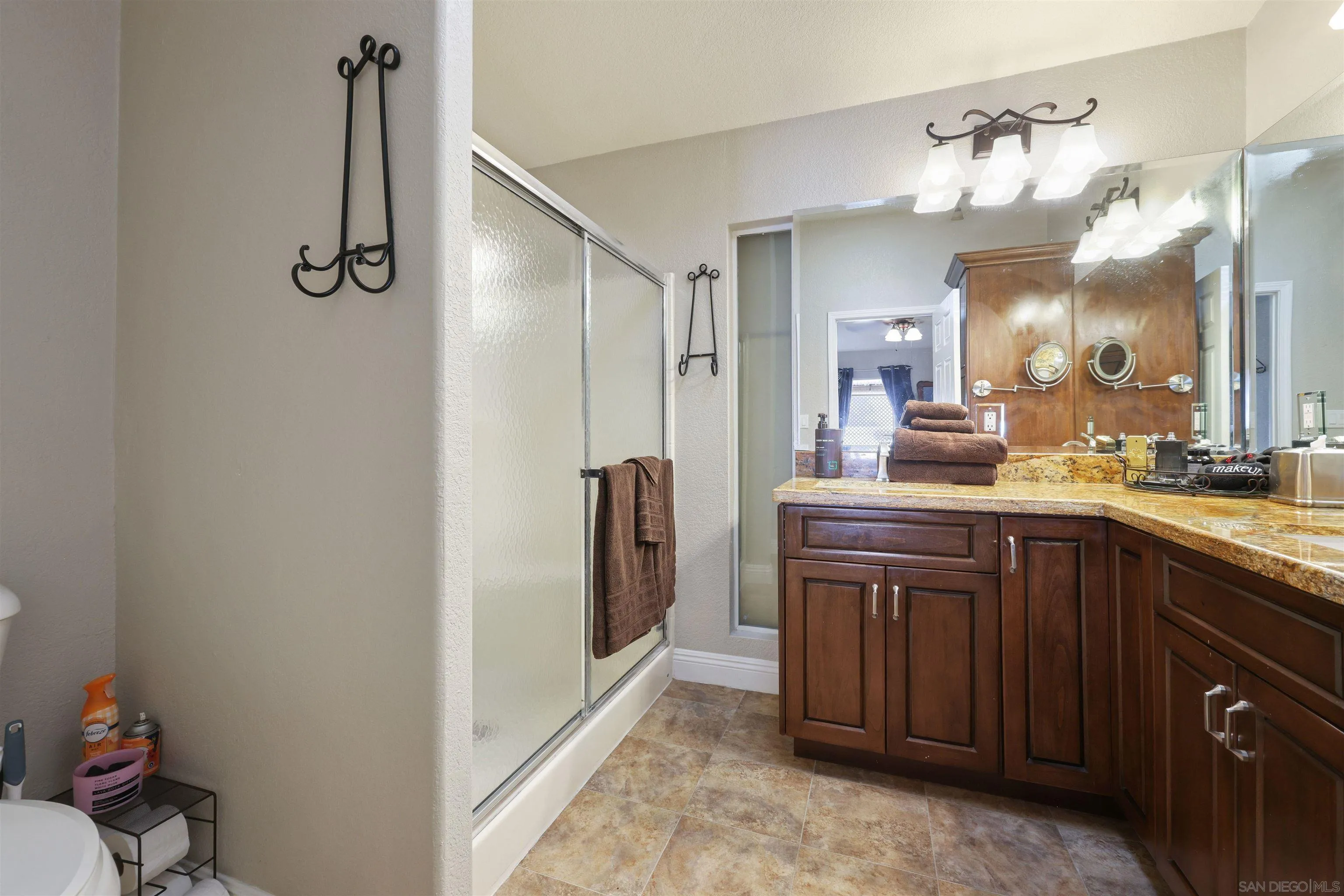 https://cdn.realtyfeed.com/cdn/127/260006208/e0c97b8951236ca2733700fed5a01839.webp