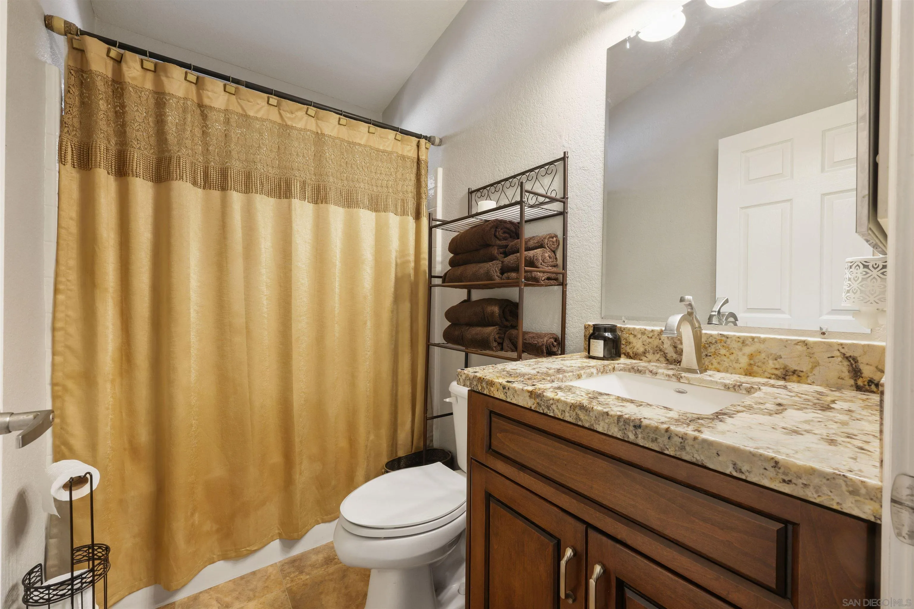 https://cdn.realtyfeed.com/cdn/127/260006208/ec0117cc7c1e4393b907409dbfef2be6.webp