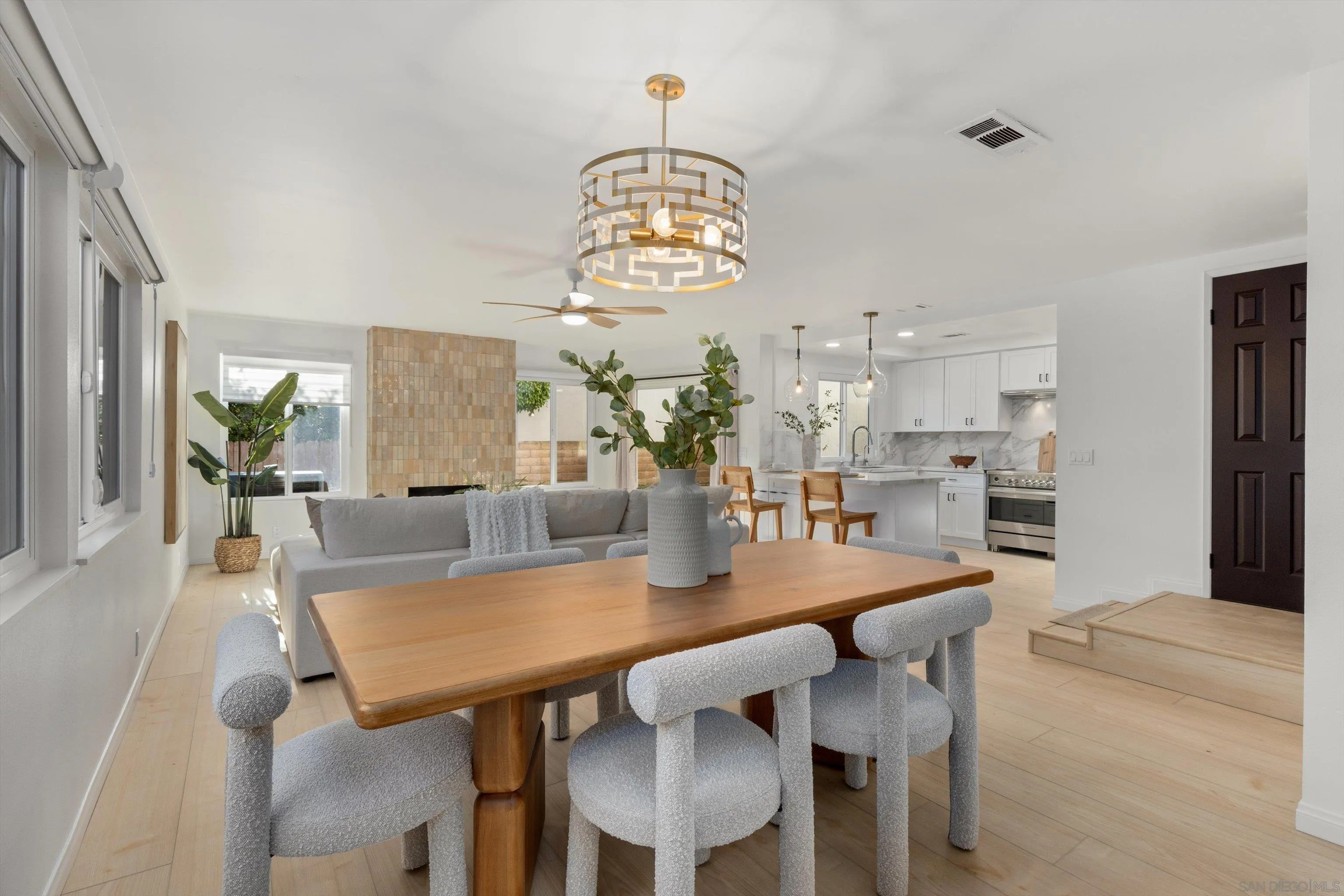 Photo #4: 260006214 Listing: Photo #4