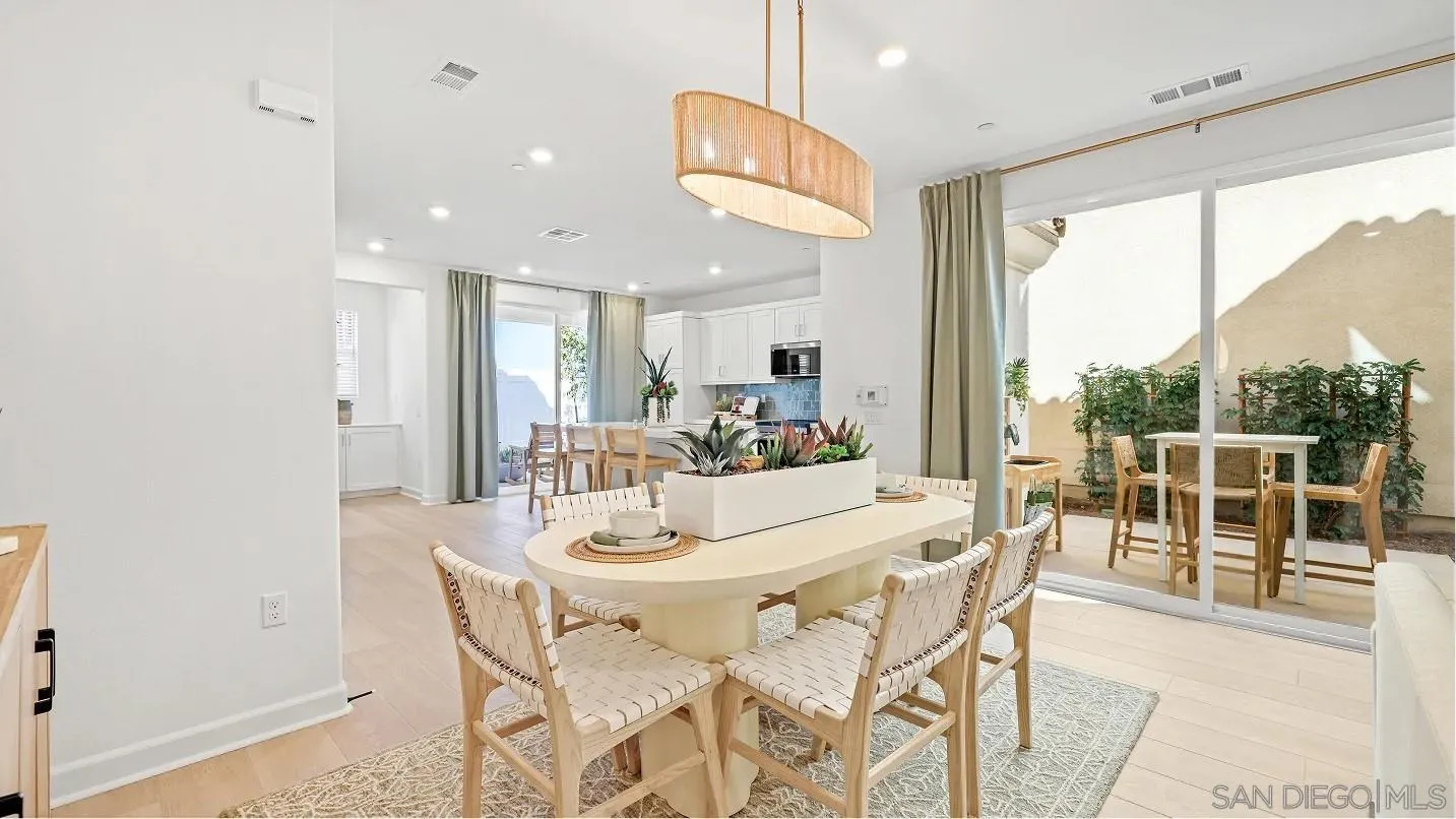 Photo #6: 260006219 Listing: Photo #6