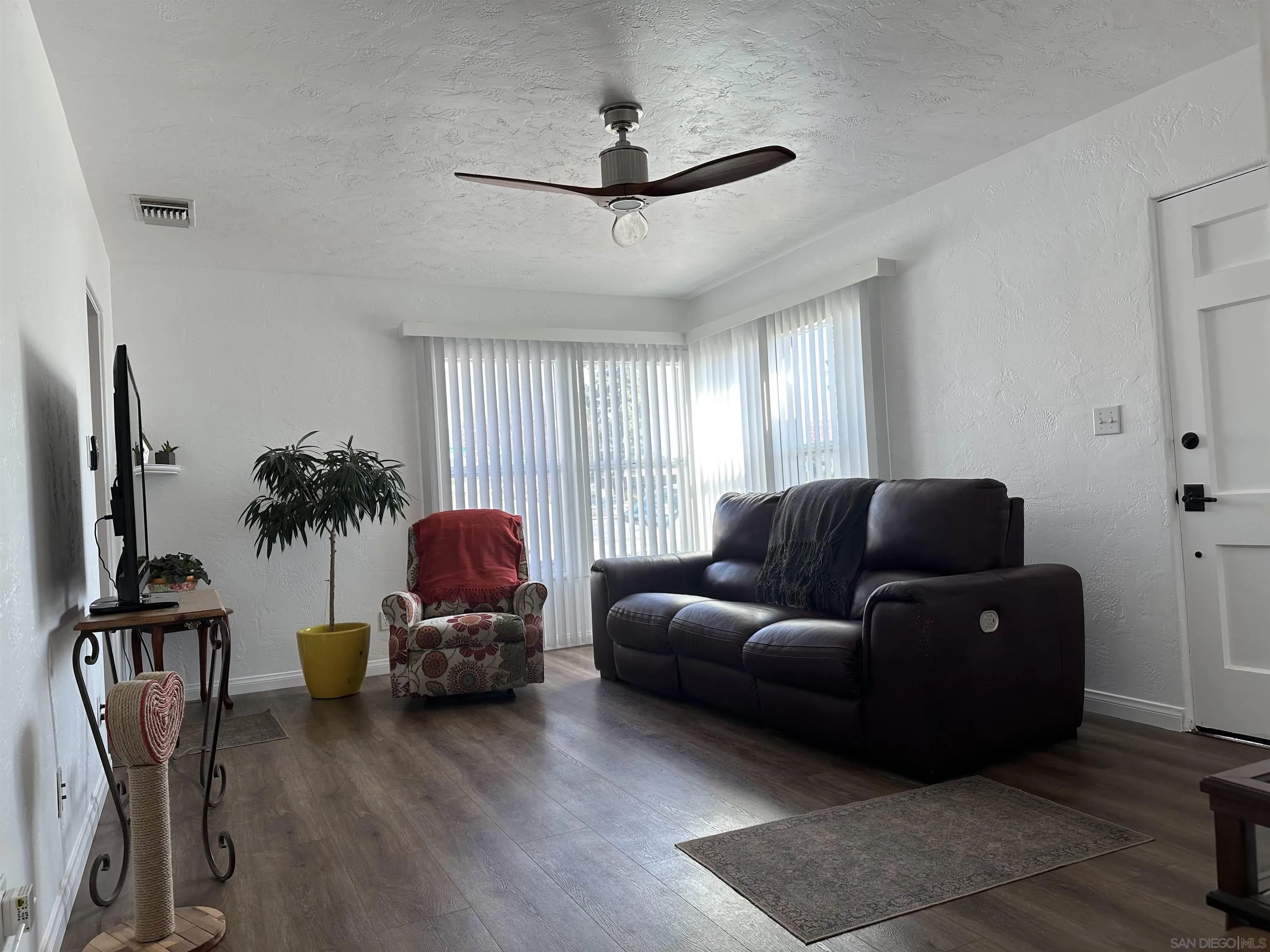 https://cdn.realtyfeed.com/cdn/127/260006224/47c5edd49ba6f3ca2372927b053c8e19.webp