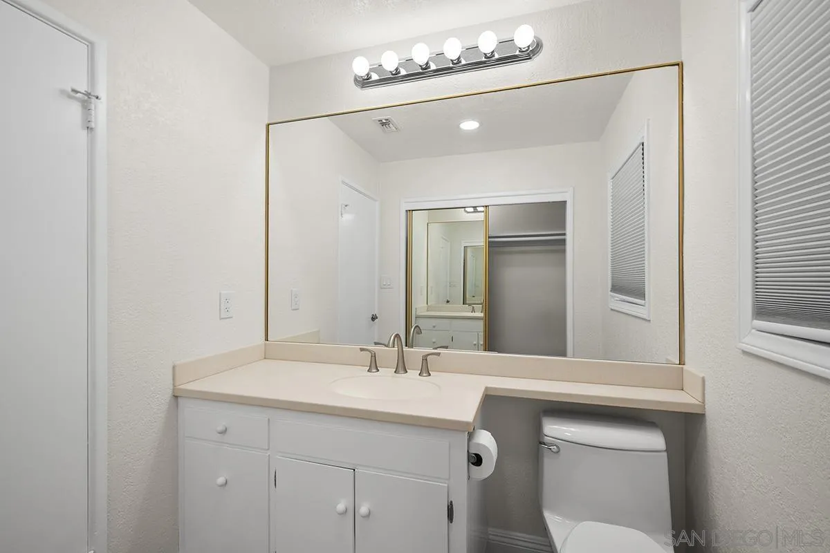 https://cdn.realtyfeed.com/cdn/127/260006226/d2ed71494d5c2aa6f5edd0b81825d7ec.webp