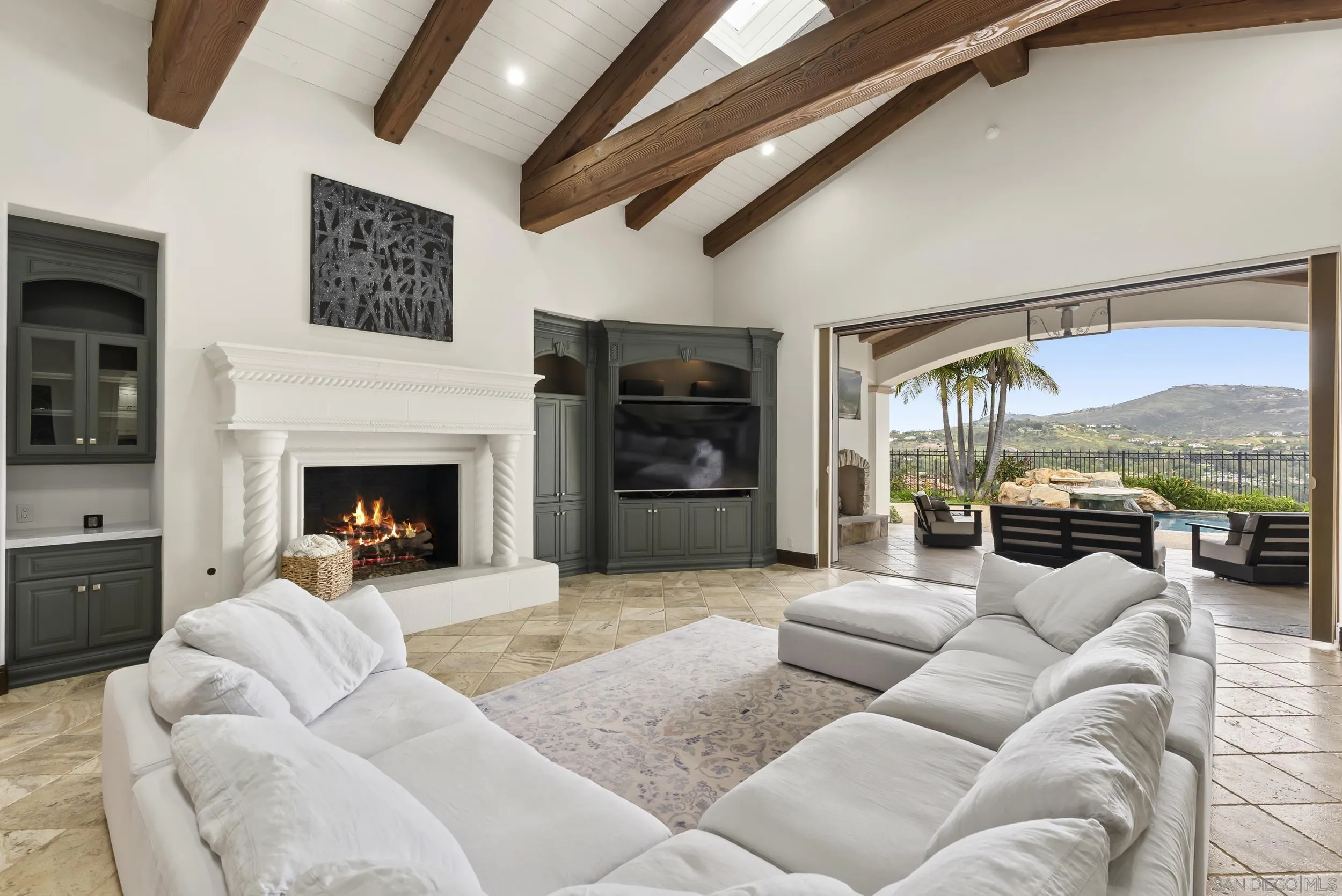 https://cdn.realtyfeed.com/cdn/127/260006229/b9aa709ba08e288cd6c41003e11fbddf.webp