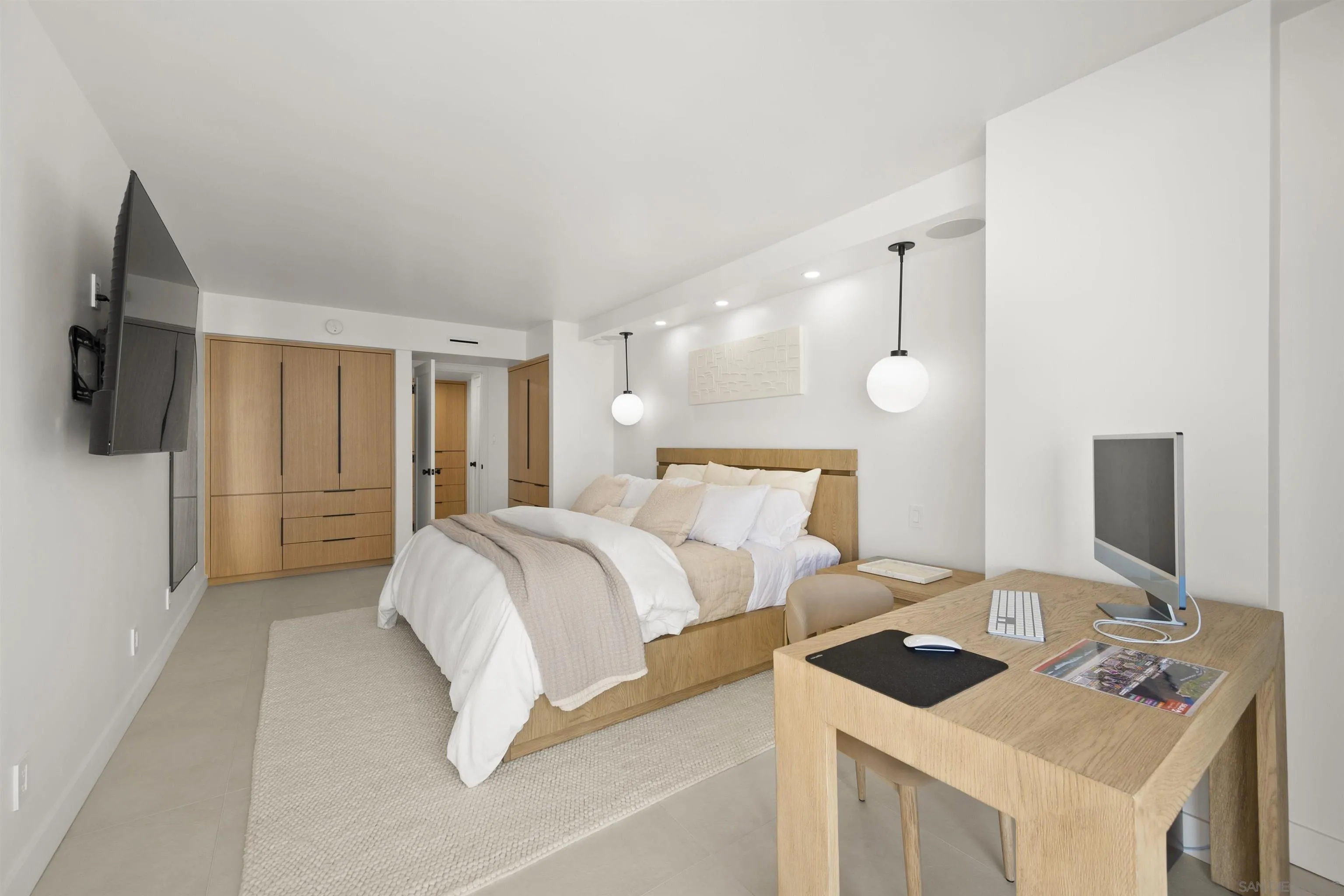 https://cdn.realtyfeed.com/cdn/127/260006230/8ff570686d482cdab97c6e7ed8ef2530.webp