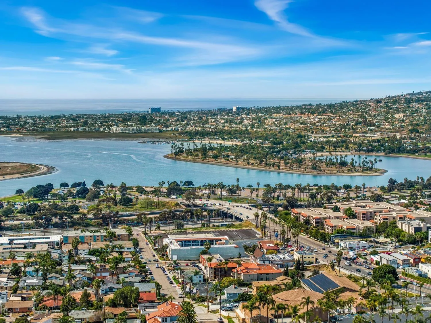 https://cdn.realtyfeed.com/cdn/127/260006231/5c15be2c42cb58949464a58390083673.webp