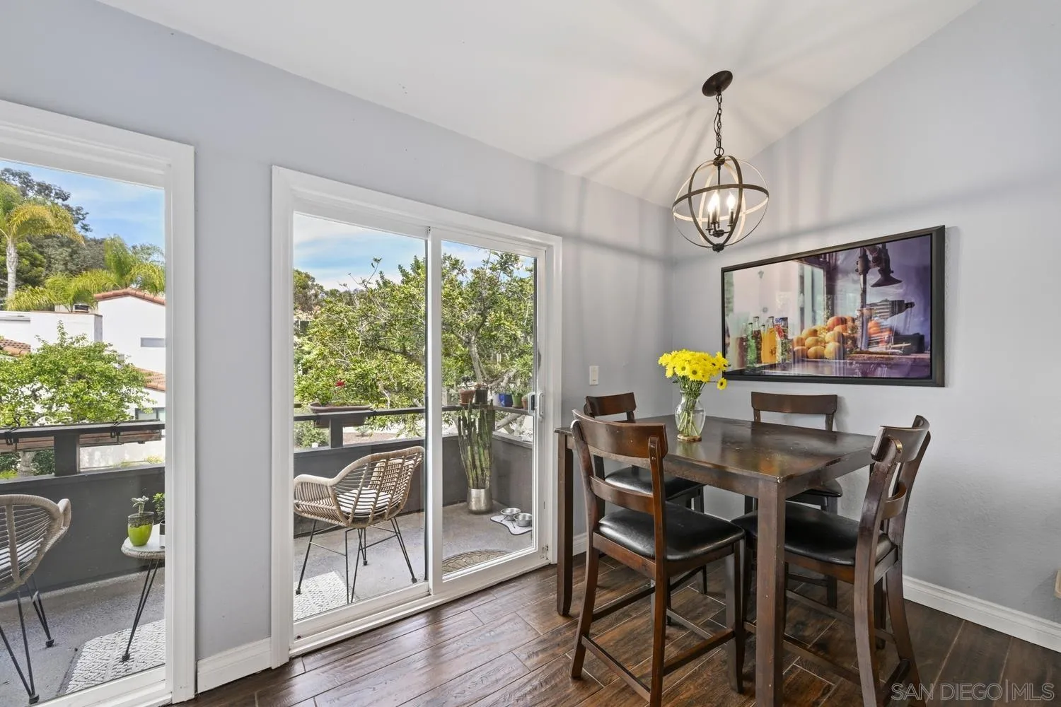 https://cdn.realtyfeed.com/cdn/127/260006231/62a8271f409a1e1c109f229785decb6c.webp
