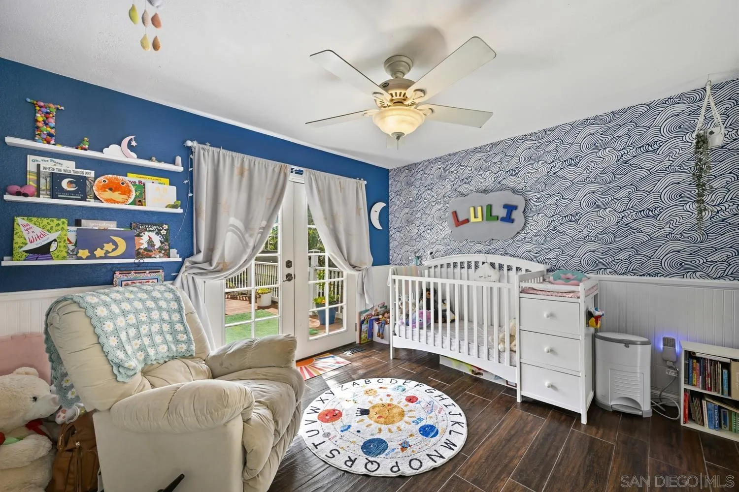 https://cdn.realtyfeed.com/cdn/127/260006231/8f8a73247fe53abab356983c1896ce92.webp