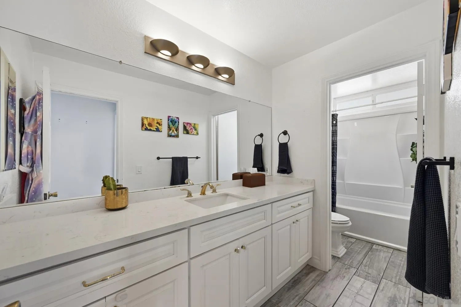 https://cdn.realtyfeed.com/cdn/127/260006231/ad3953006245b8ba8cc499cf7971c271.webp
