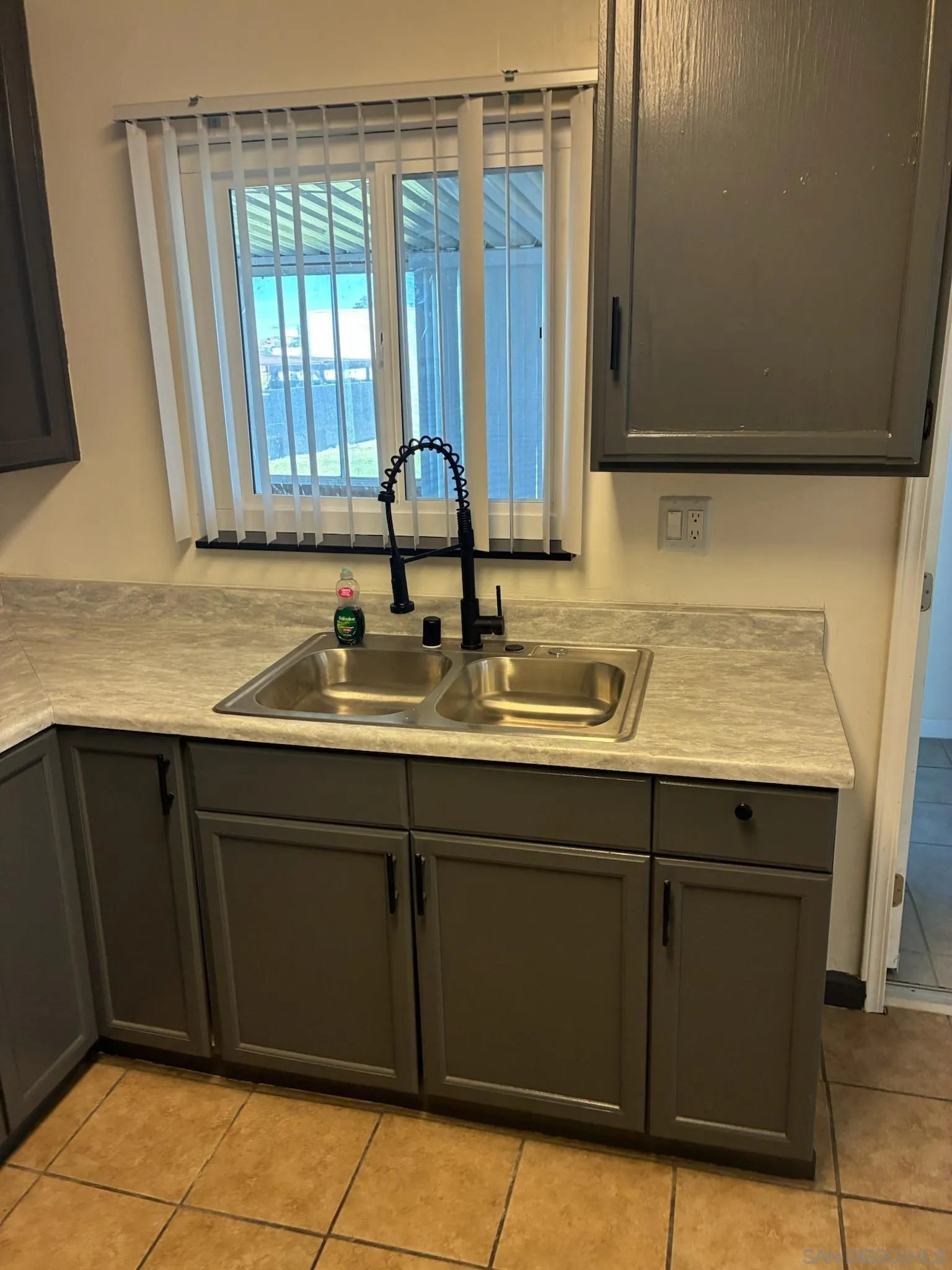https://cdn.realtyfeed.com/cdn/127/260006234/d67820a48cfa6a991b133baa731dc3f0.webp
