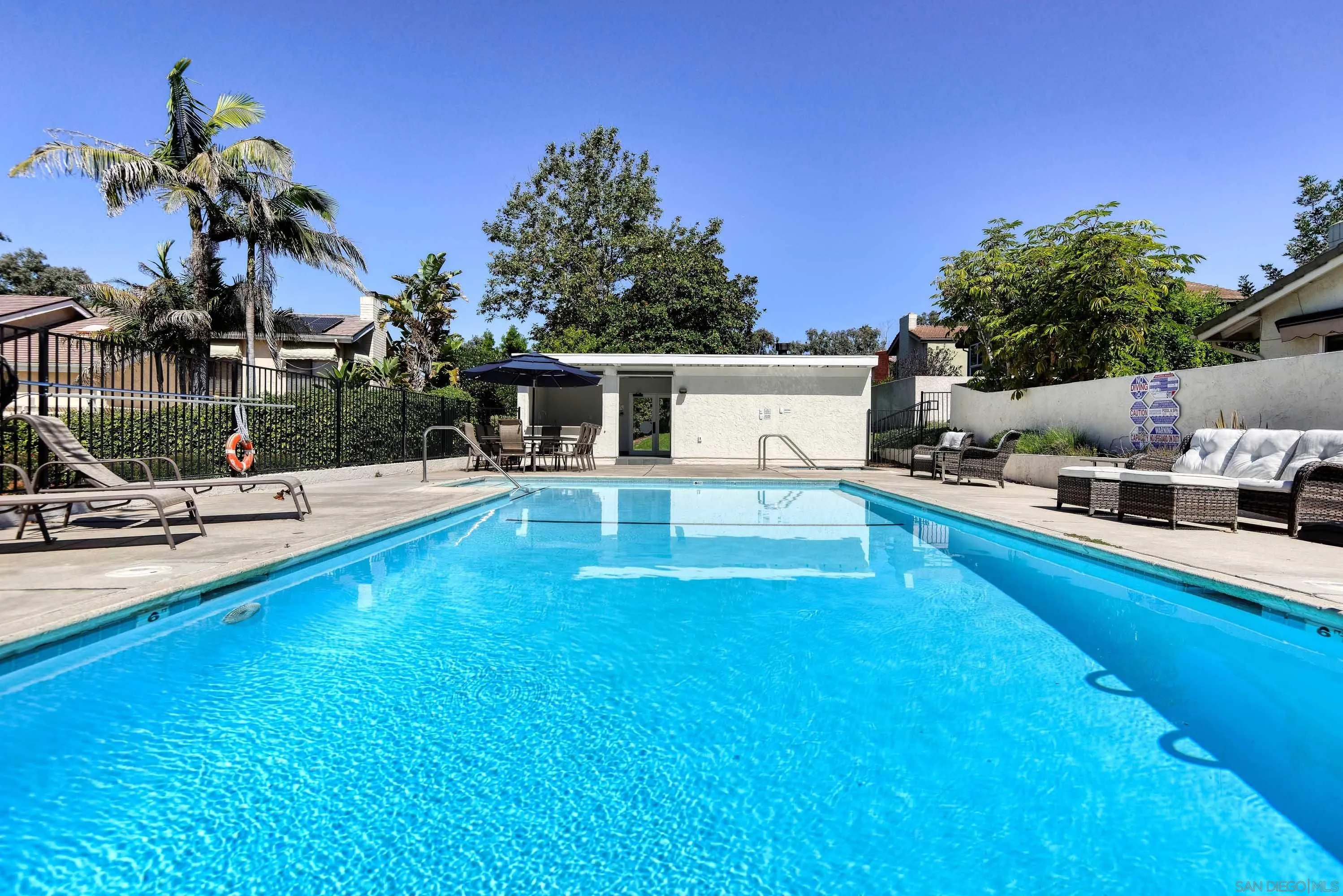 https://cdn.realtyfeed.com/cdn/127/260006241/561e819c2ae947718e37b08f8e5d7842.webp