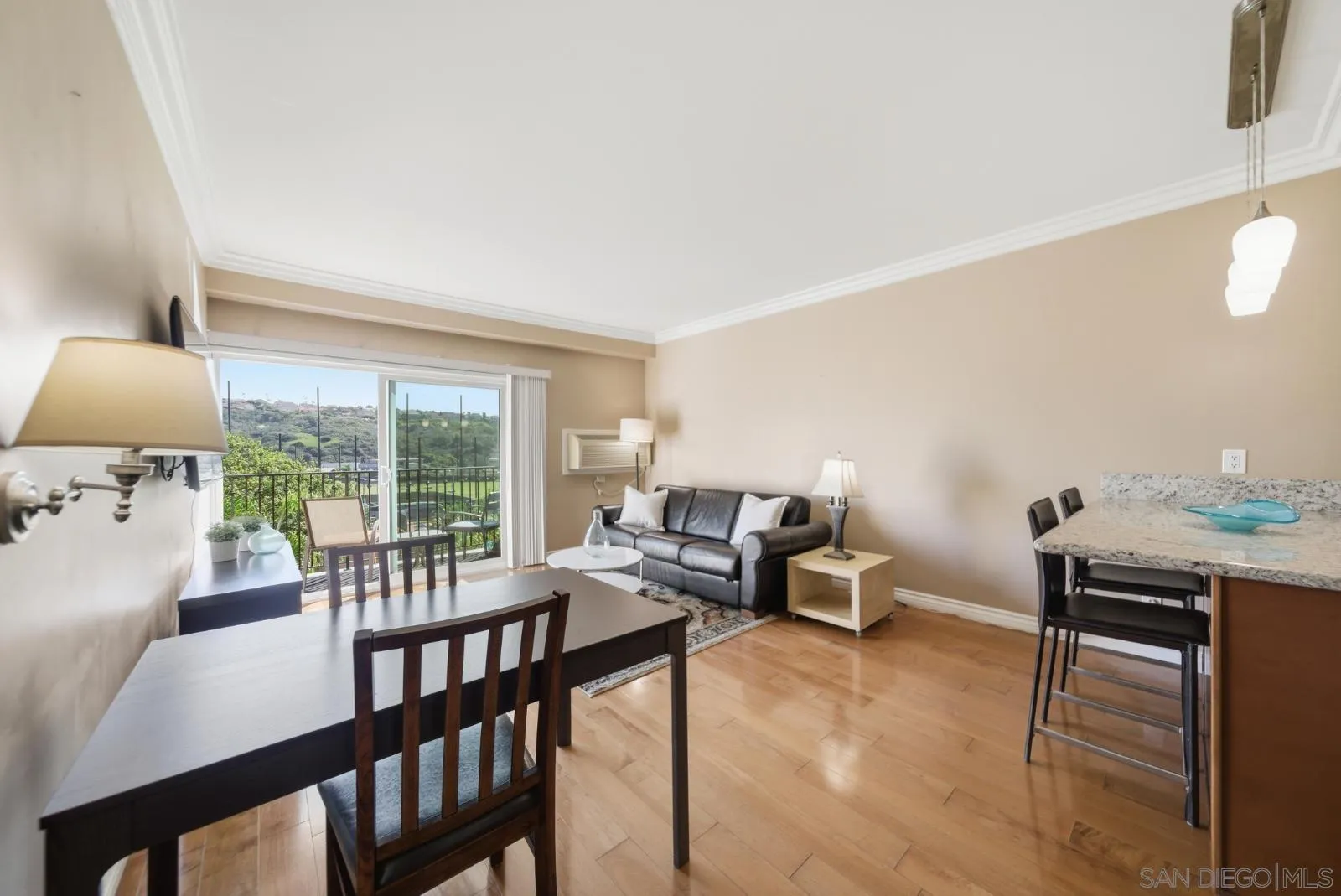 https://cdn.realtyfeed.com/cdn/127/260006243/03a0f47588fba5e69ca3c8d6c14fd0f9.webp