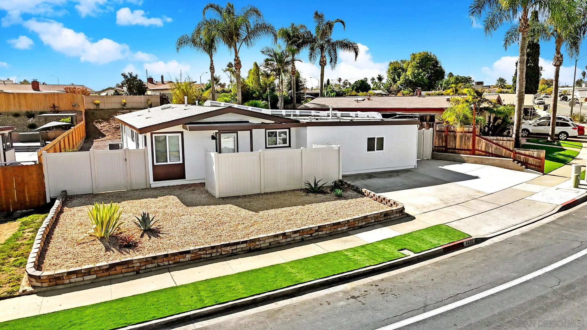 https://cdn.realtyfeed.com/cdn/127/260006247/f7593cc0742a88ed260207306b94b012.webp