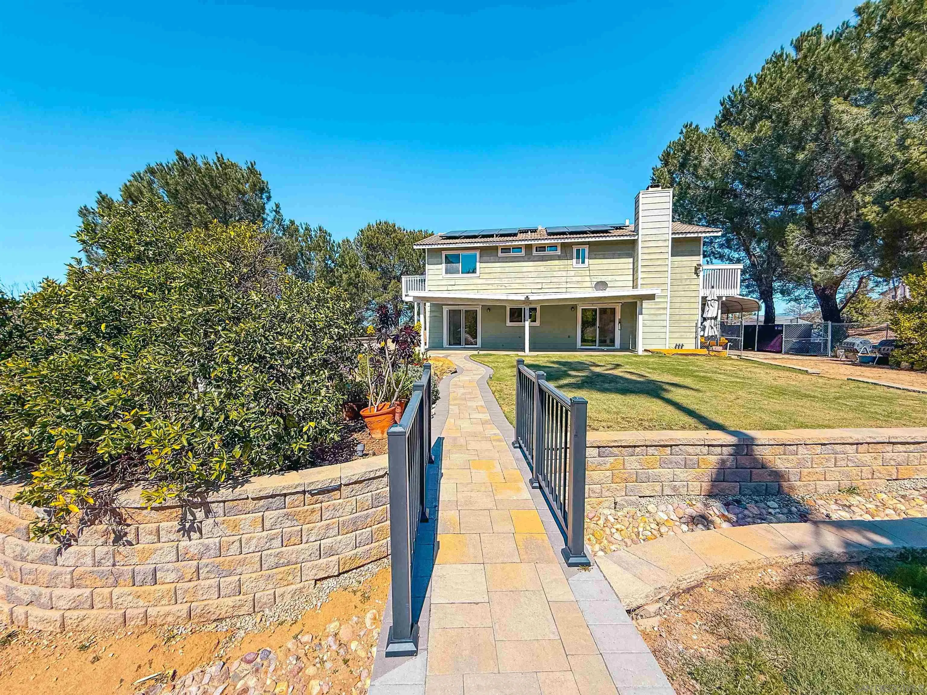 https://cdn.realtyfeed.com/cdn/127/260006249/81c57dc4c2c75ebeafab4befe5618742.webp