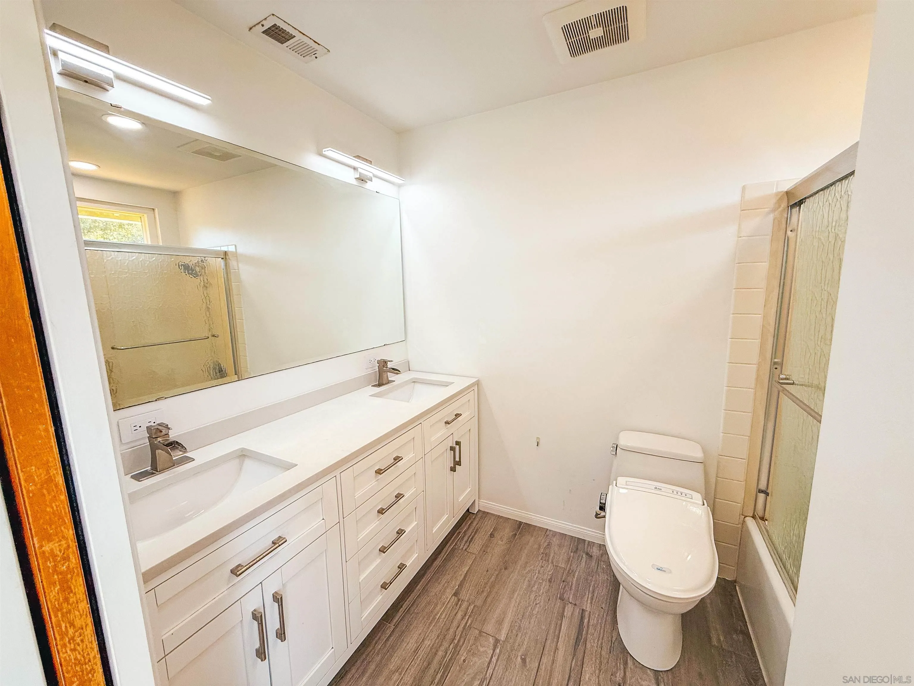 https://cdn.realtyfeed.com/cdn/127/260006249/eb23268a27bef479aa7afd7572946886.webp