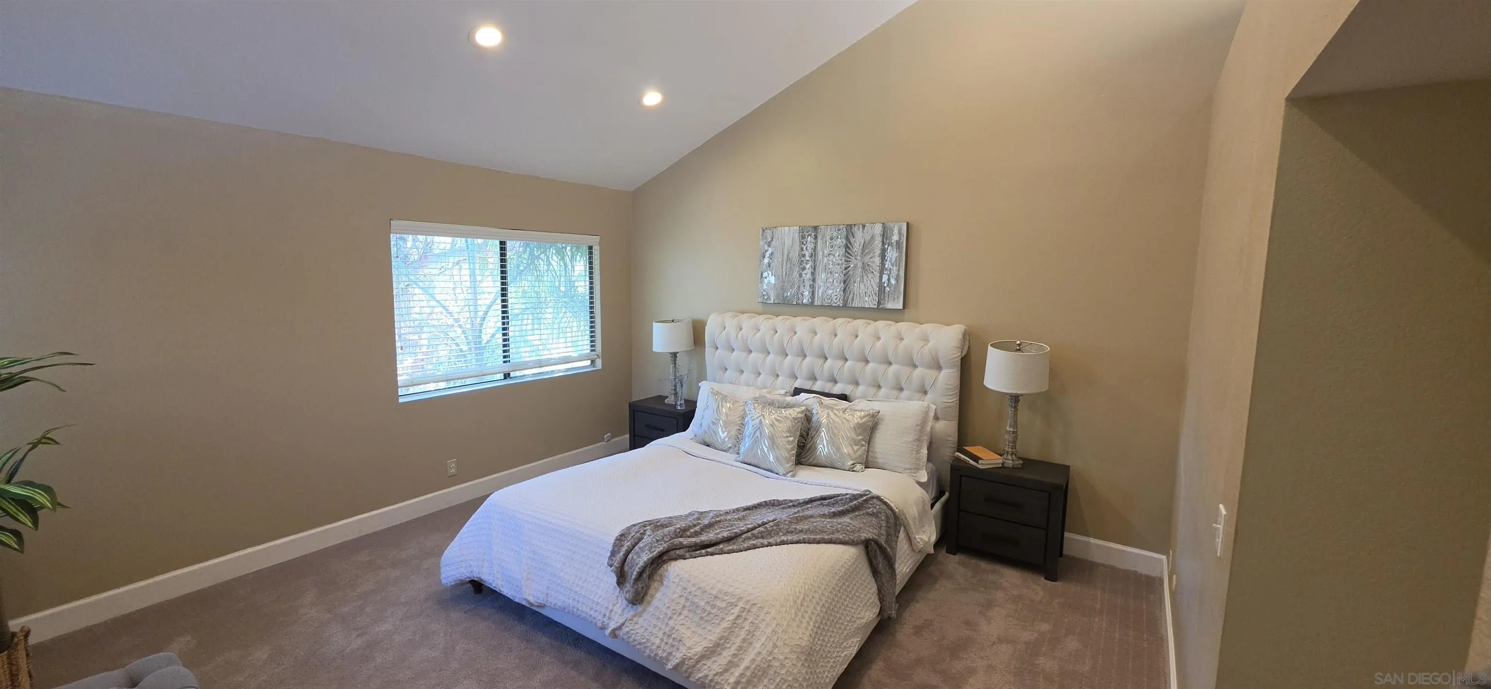 Photo #9: 260006255 Listing: Photo #9