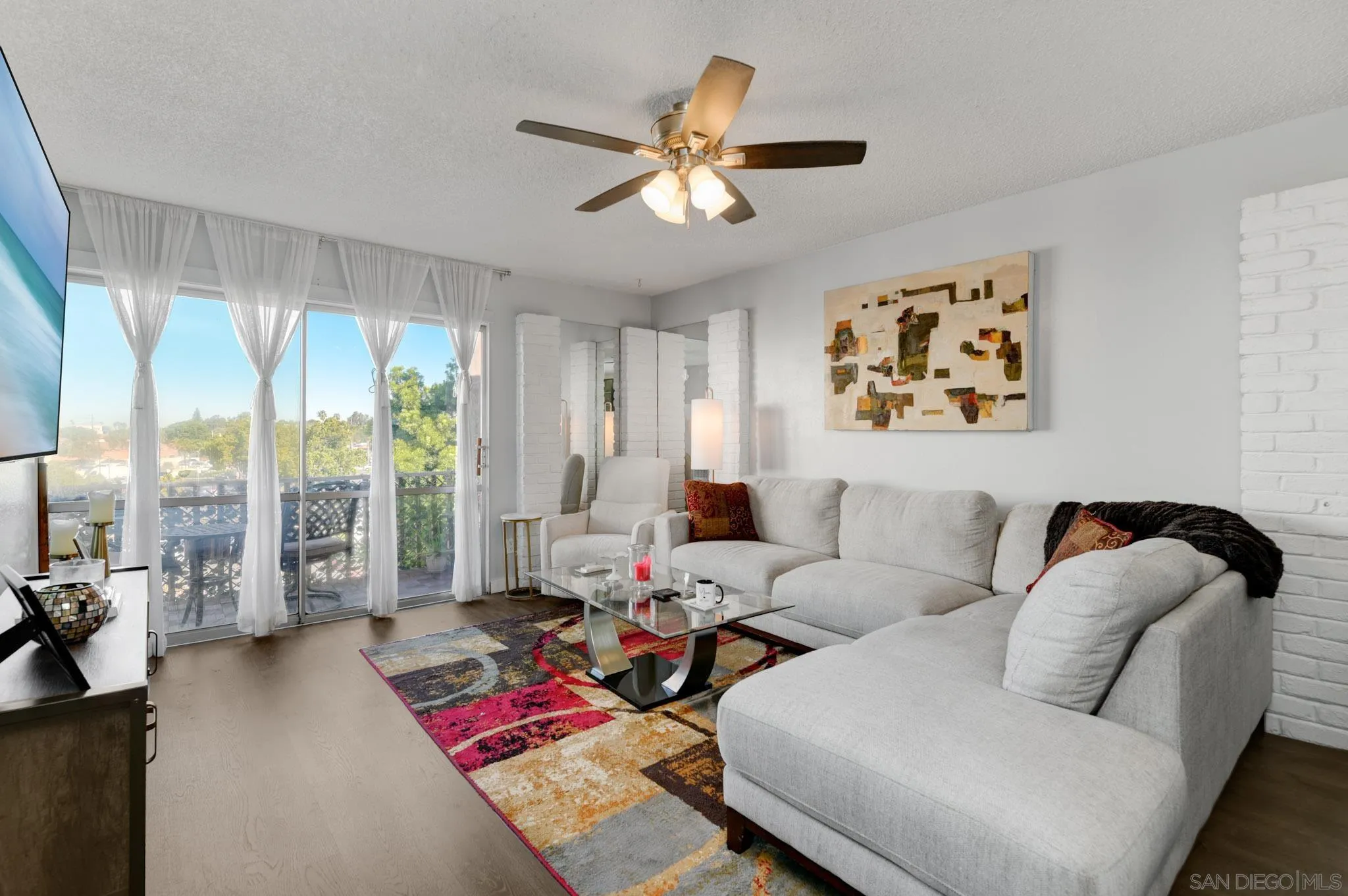 Photo #1: 260006258 Listing: Photo #1