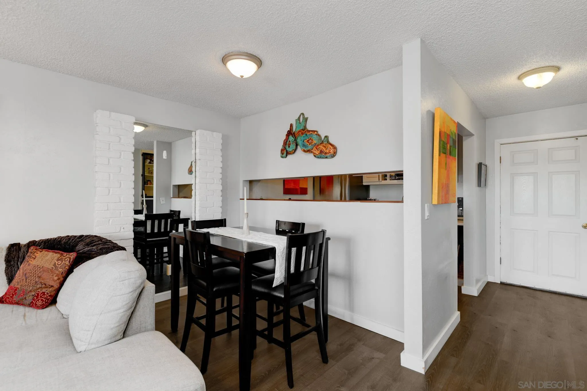 Photo #11: 260006258 Listing: Photo #11