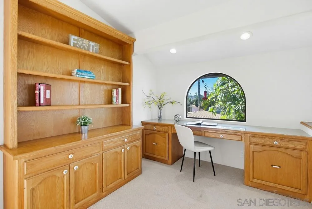 https://cdn.realtyfeed.com/cdn/127/260006260/0eed84db9b9efe282b1bdc1de0b1a0d8.webp