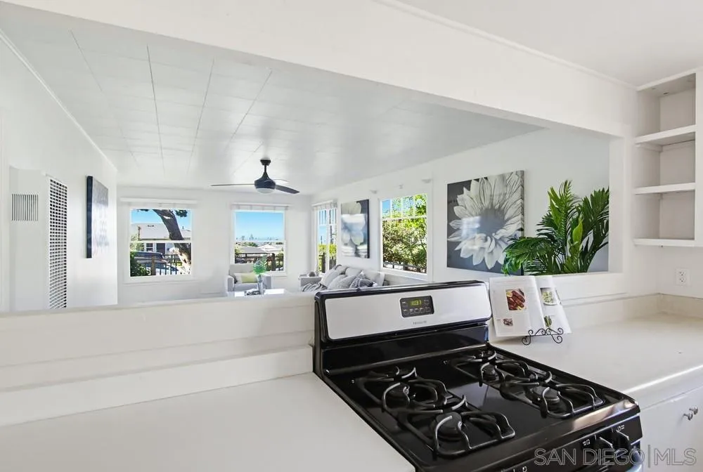 https://cdn.realtyfeed.com/cdn/127/260006260/670afa66ef492974bc685d7274e87945.webp