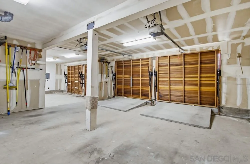 https://cdn.realtyfeed.com/cdn/127/260006260/b6229399577ae73cb38f827cccd65e90.webp