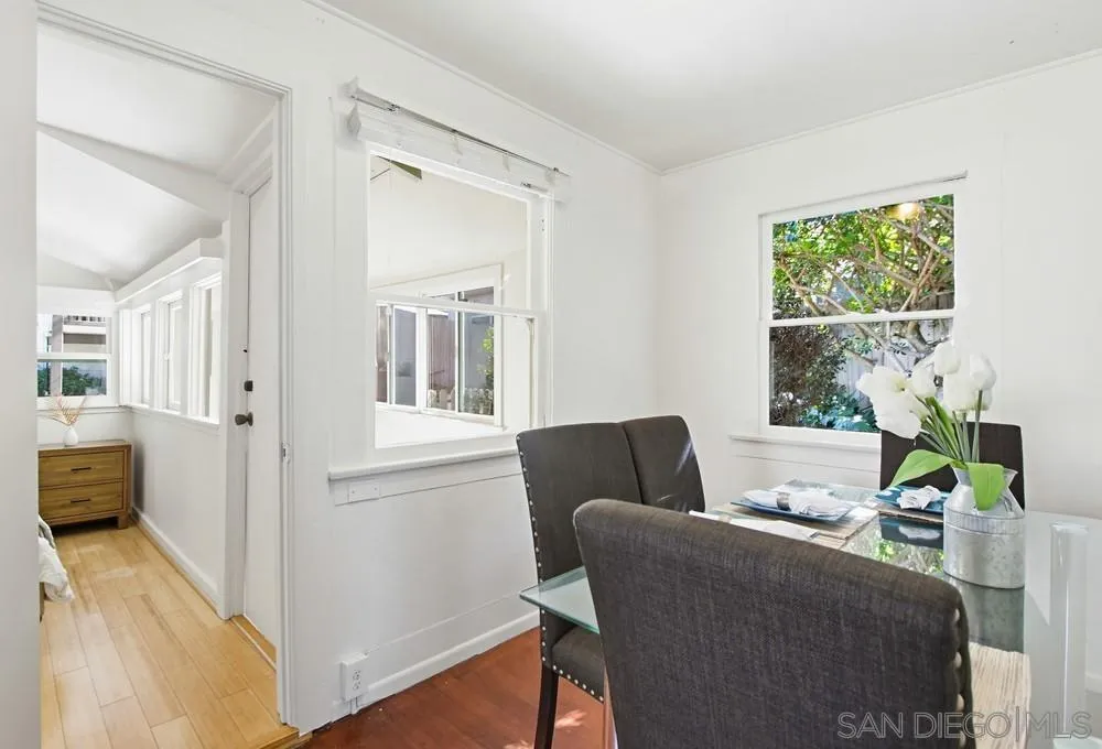 https://cdn.realtyfeed.com/cdn/127/260006260/e652878f373c9a63a60c5d10353837c2.webp