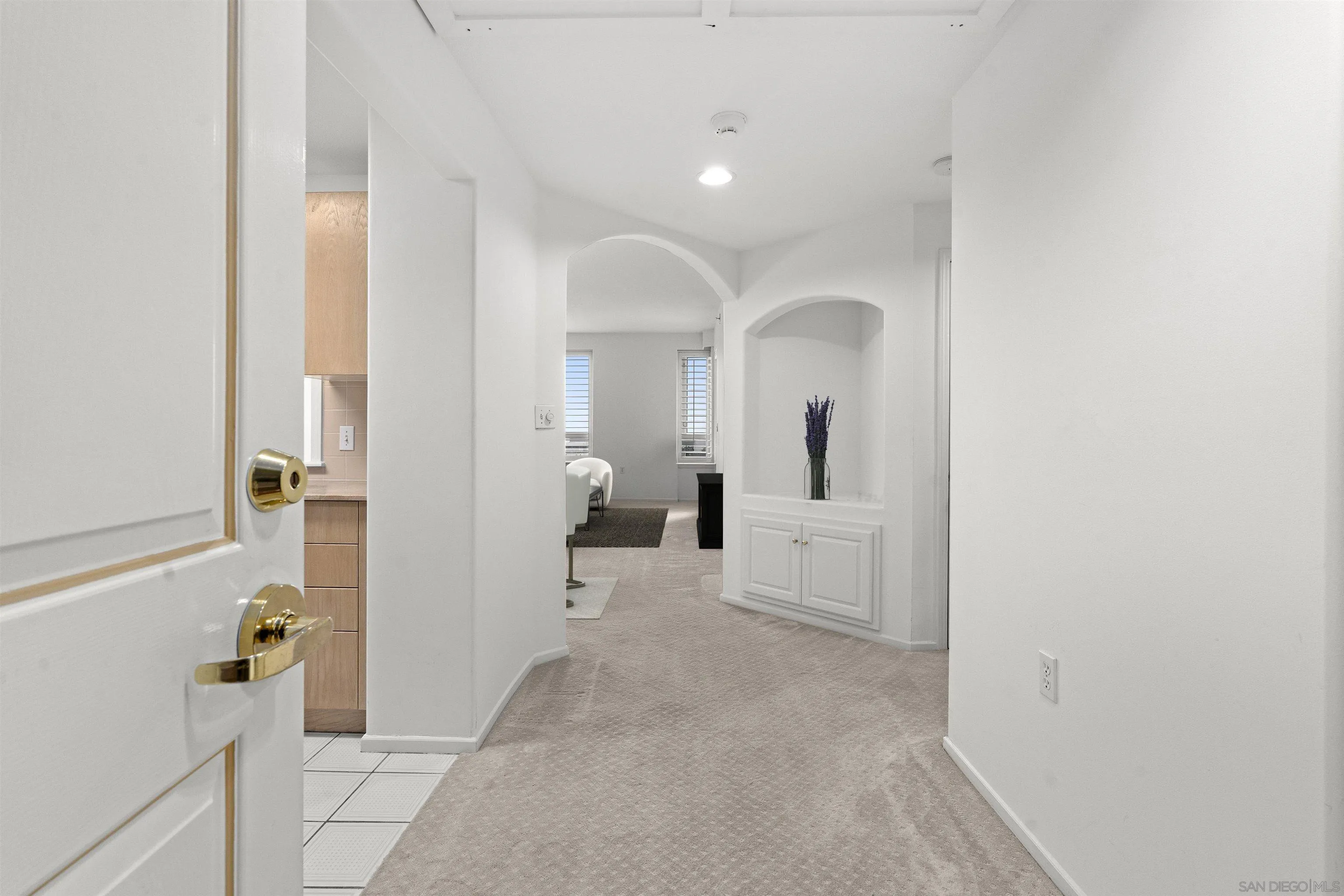 https://cdn.realtyfeed.com/cdn/127/260006287/6893a39c5e94e53e5ad5dcdc904fc15d.webp