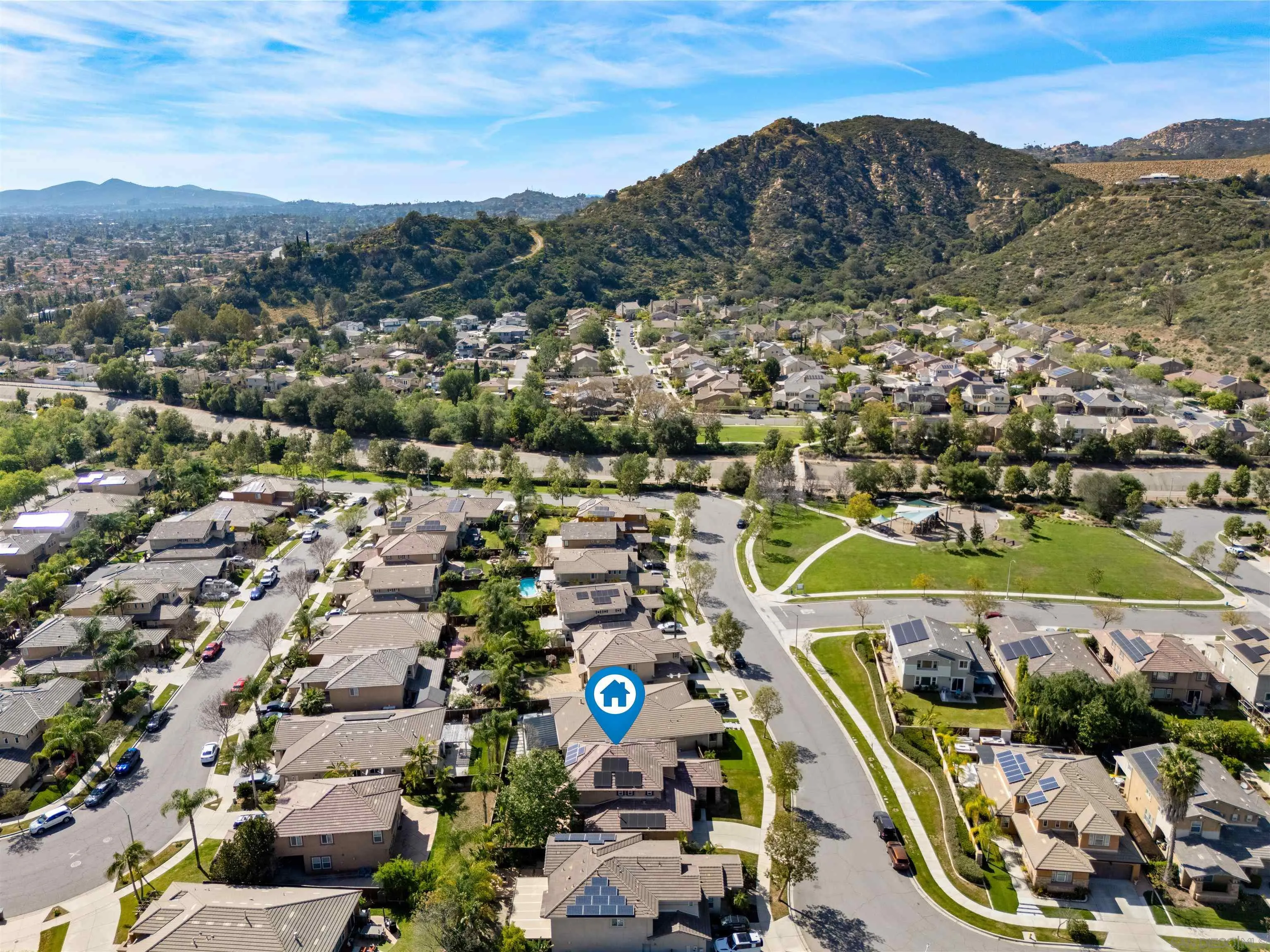 https://cdn.realtyfeed.com/cdn/127/260006289/15121720a681ec27a64a7275ee15d117.webp