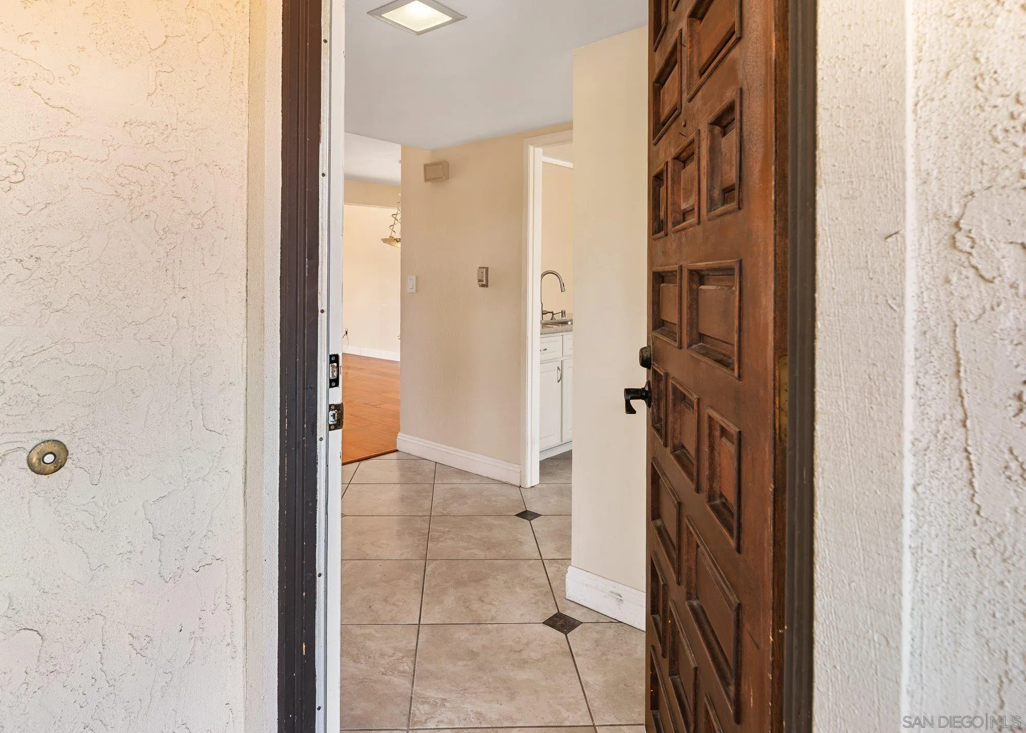 Photo #5: 260006290 Listing: Photo #5