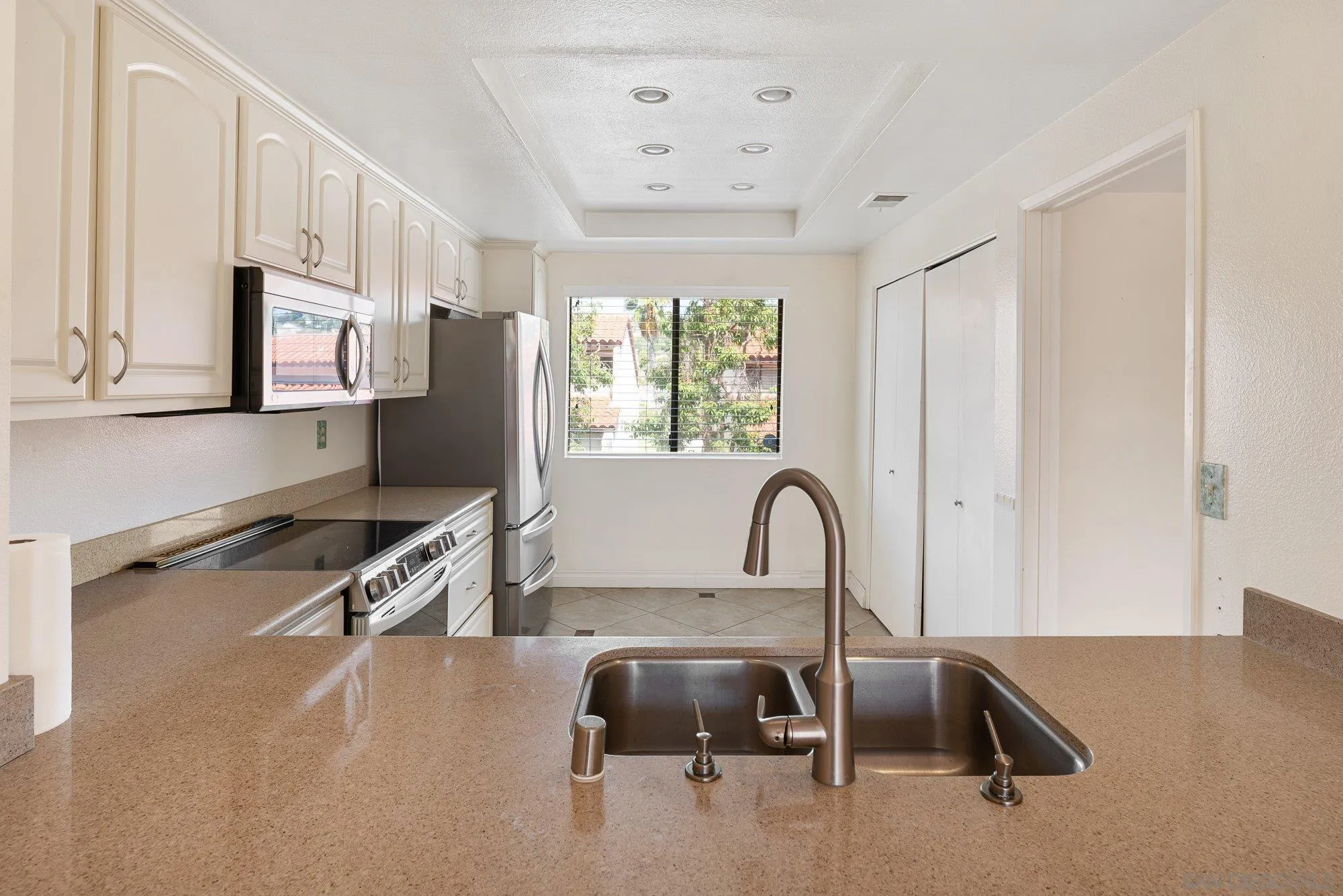Photo #12: 260006290 Listing: Photo #12