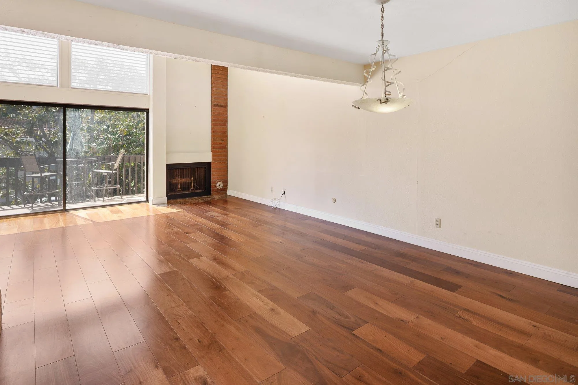 Photo #7: 260006290 Listing: Photo #7