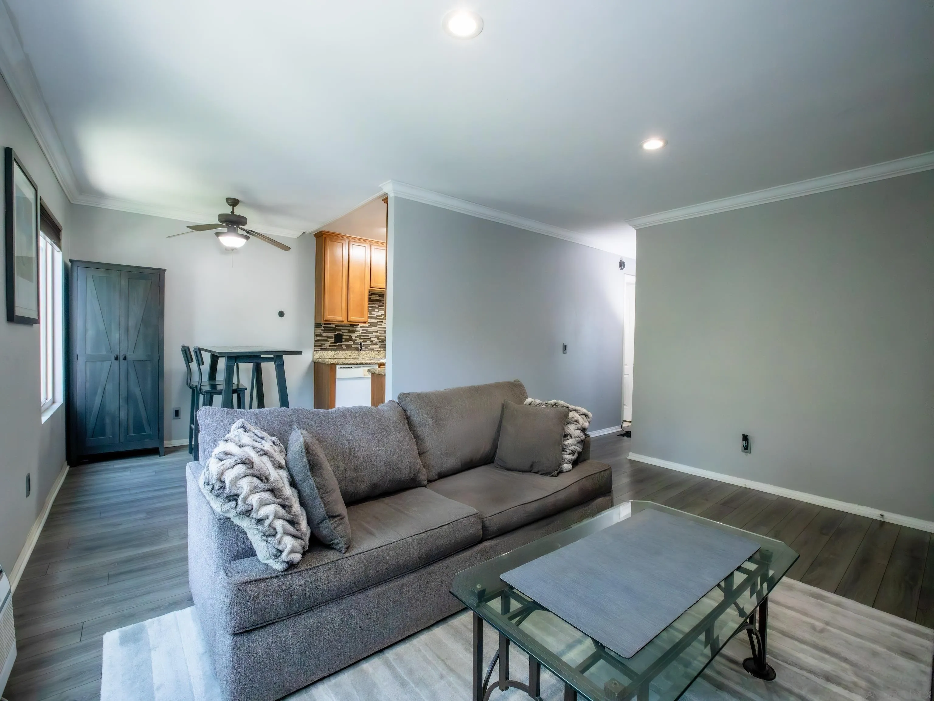 https://cdn.realtyfeed.com/cdn/127/260006292/43fe26b3de3d3a40f5485ae28b01c804.webp