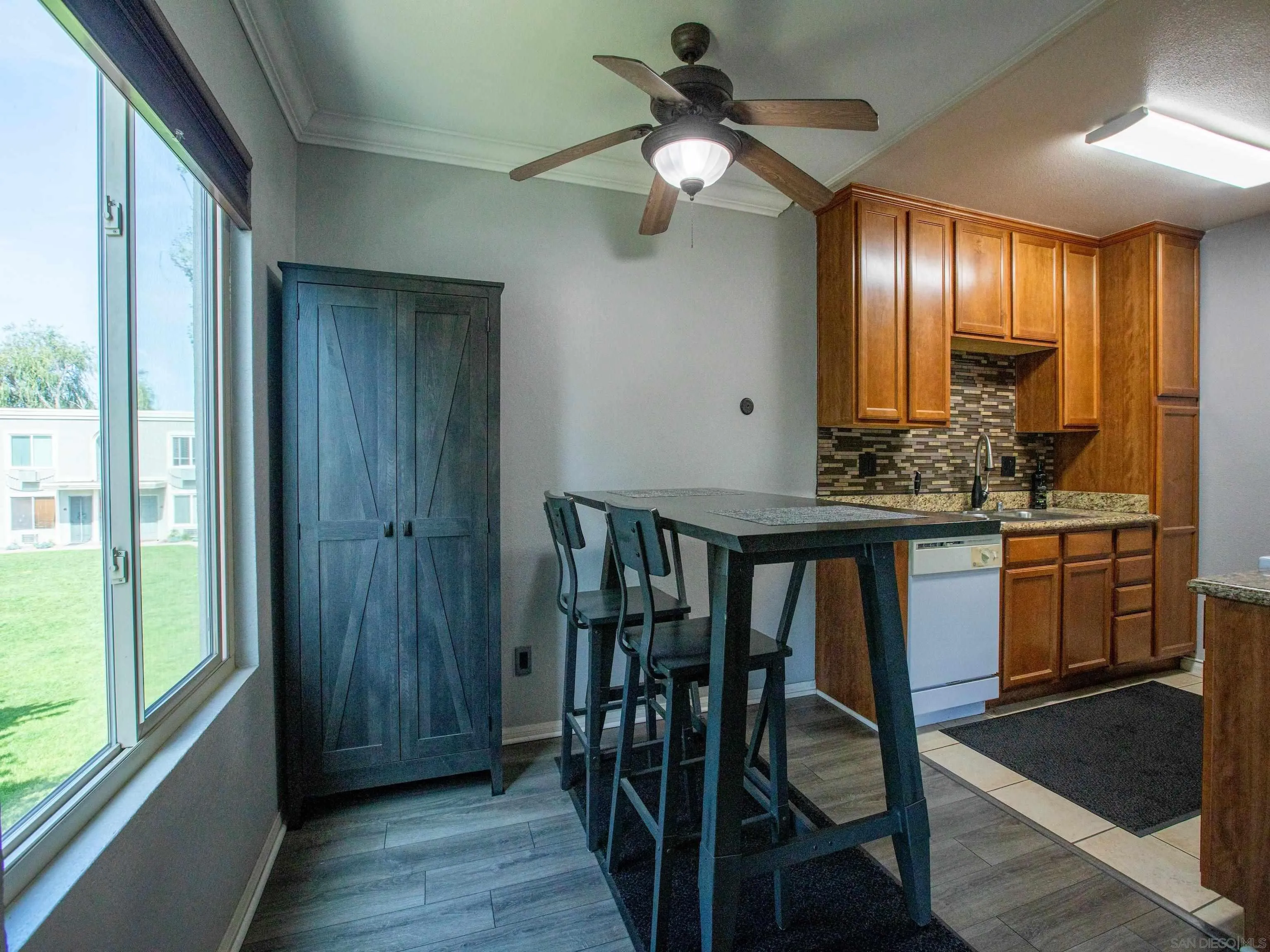 https://cdn.realtyfeed.com/cdn/127/260006292/eb5a87efe7db22a8076fe8c9c3f5f295.webp
