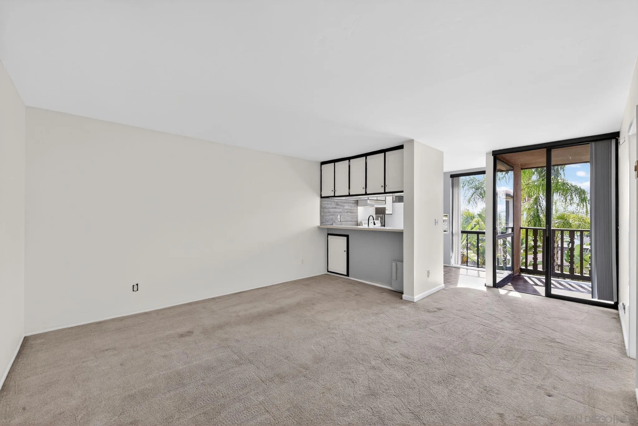 https://cdn.realtyfeed.com/cdn/127/260006294/1c8ce931f5ce357056936cd8419f4443.webp