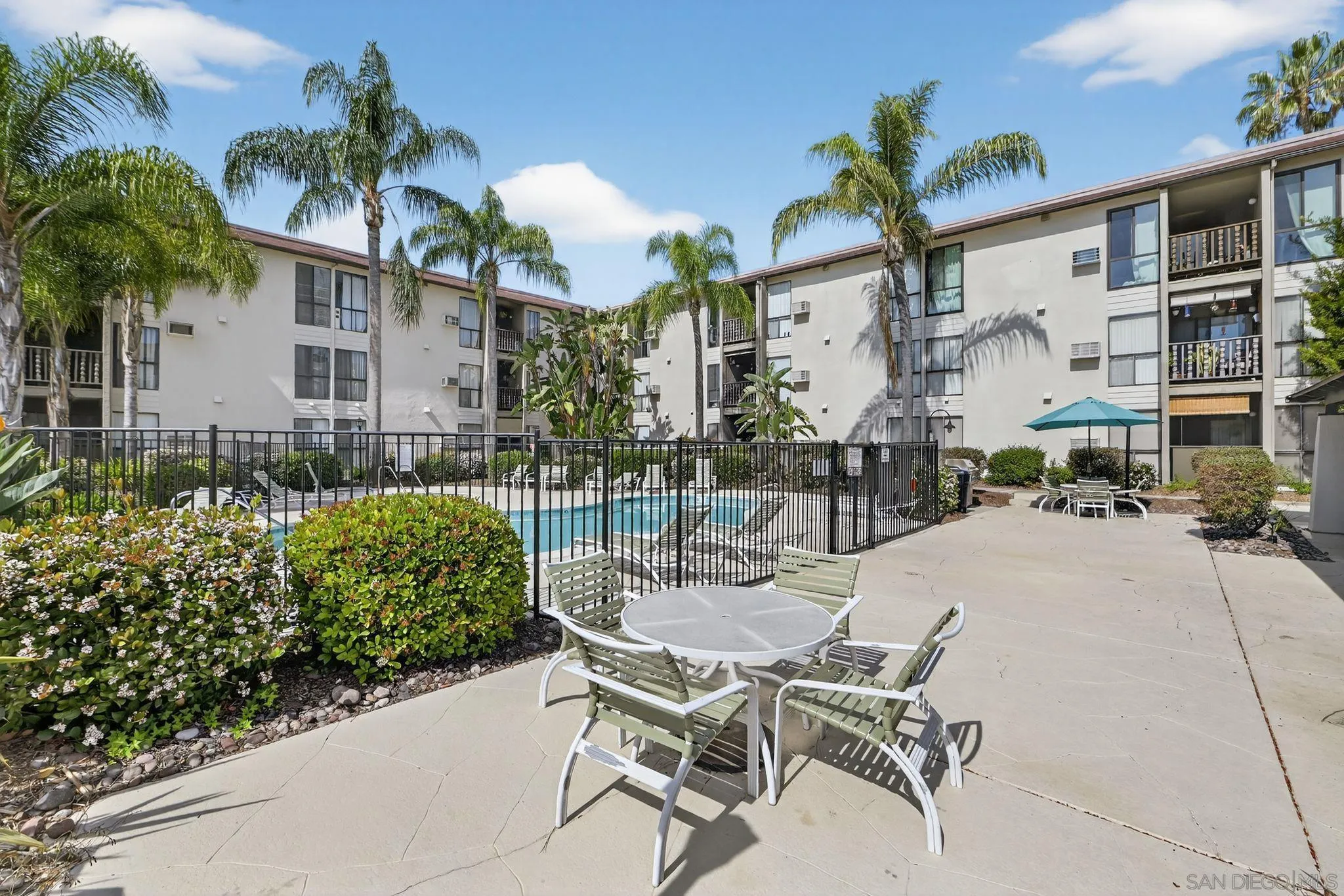 https://cdn.realtyfeed.com/cdn/127/260006294/8d23e7df0385709feb1f95da0b6f61a6.webp