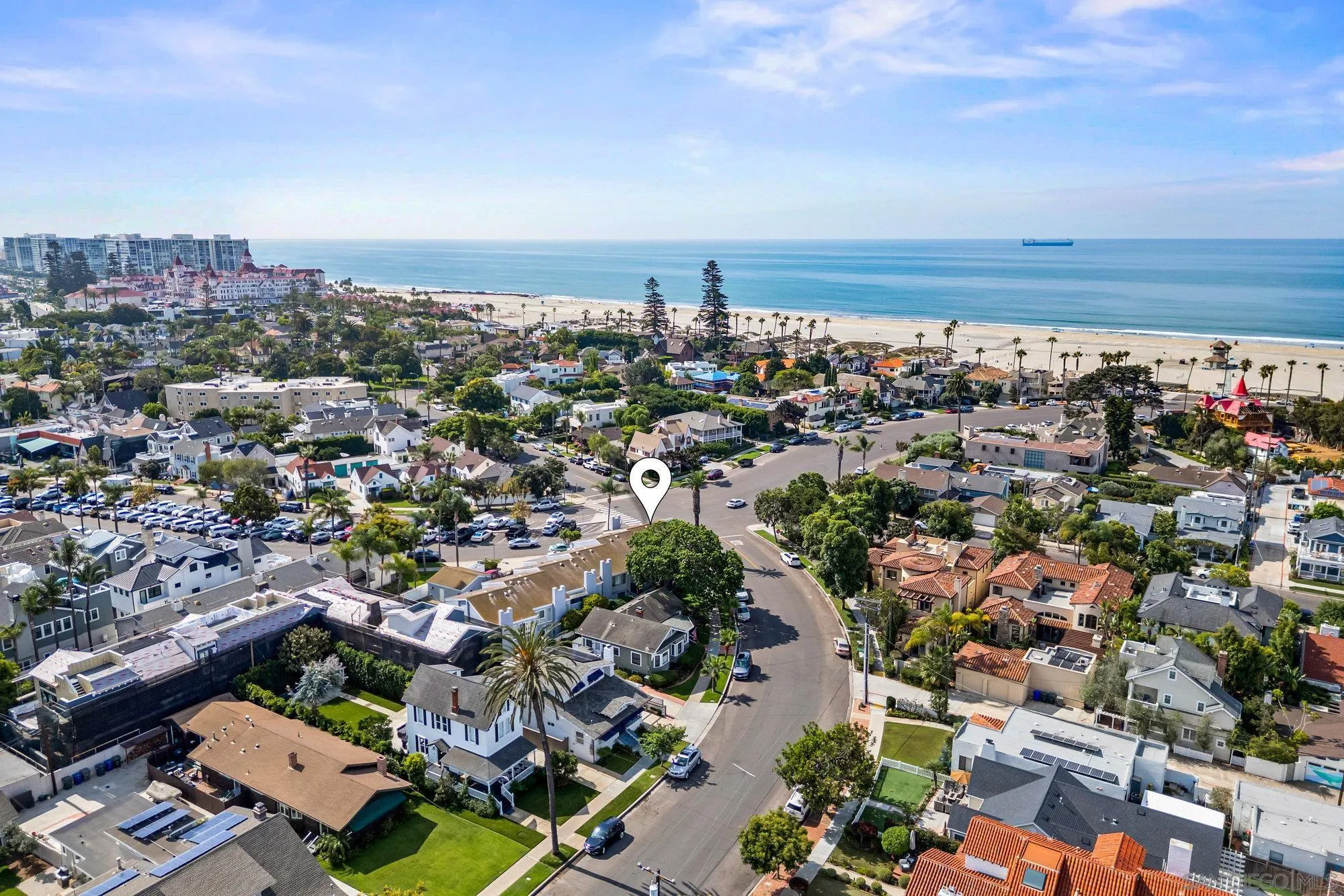 https://cdn.realtyfeed.com/cdn/127/260006295/2c9f69bb34b66e6695748a9afbd17ea1.webp