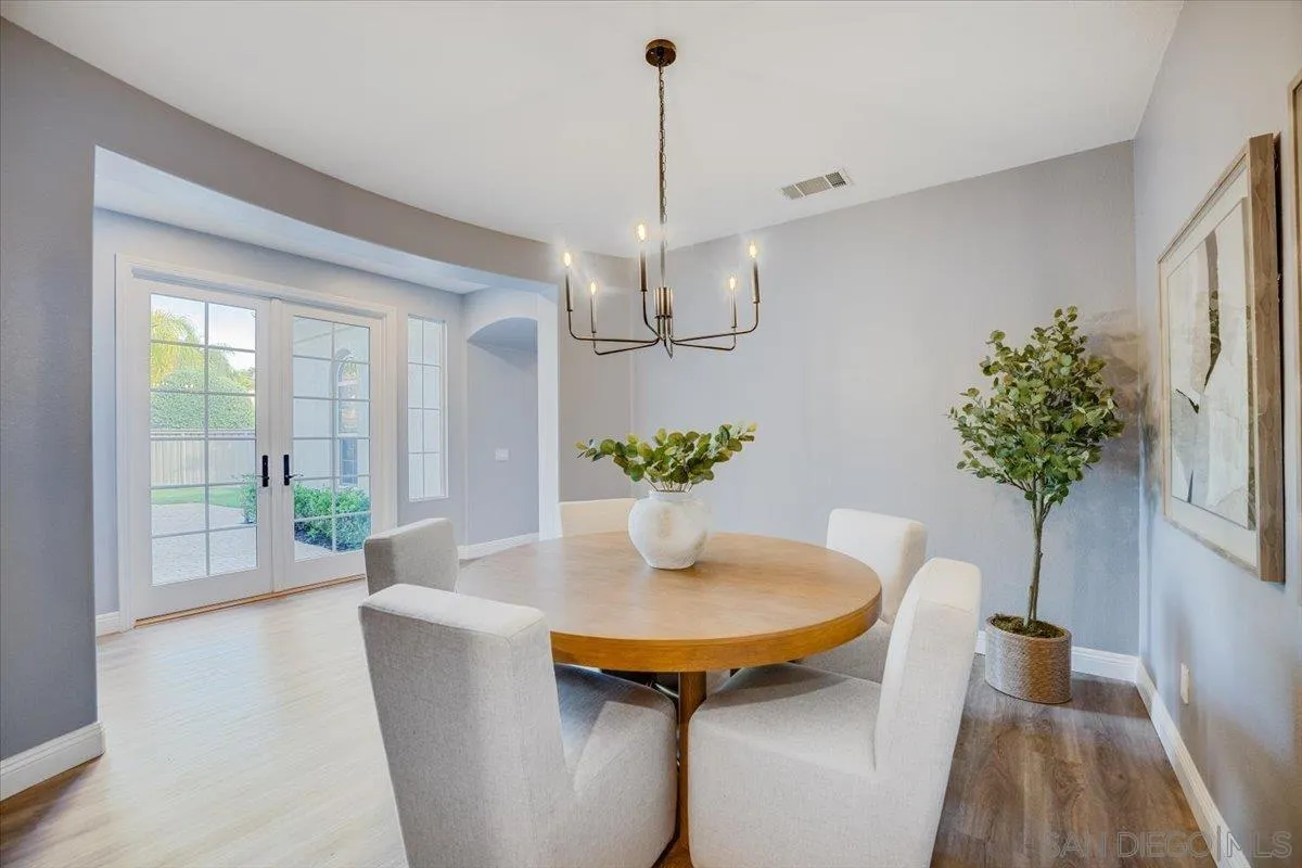 https://cdn.realtyfeed.com/cdn/127/260006297/232123fe559109d5e3cc65af366f62b5.webp